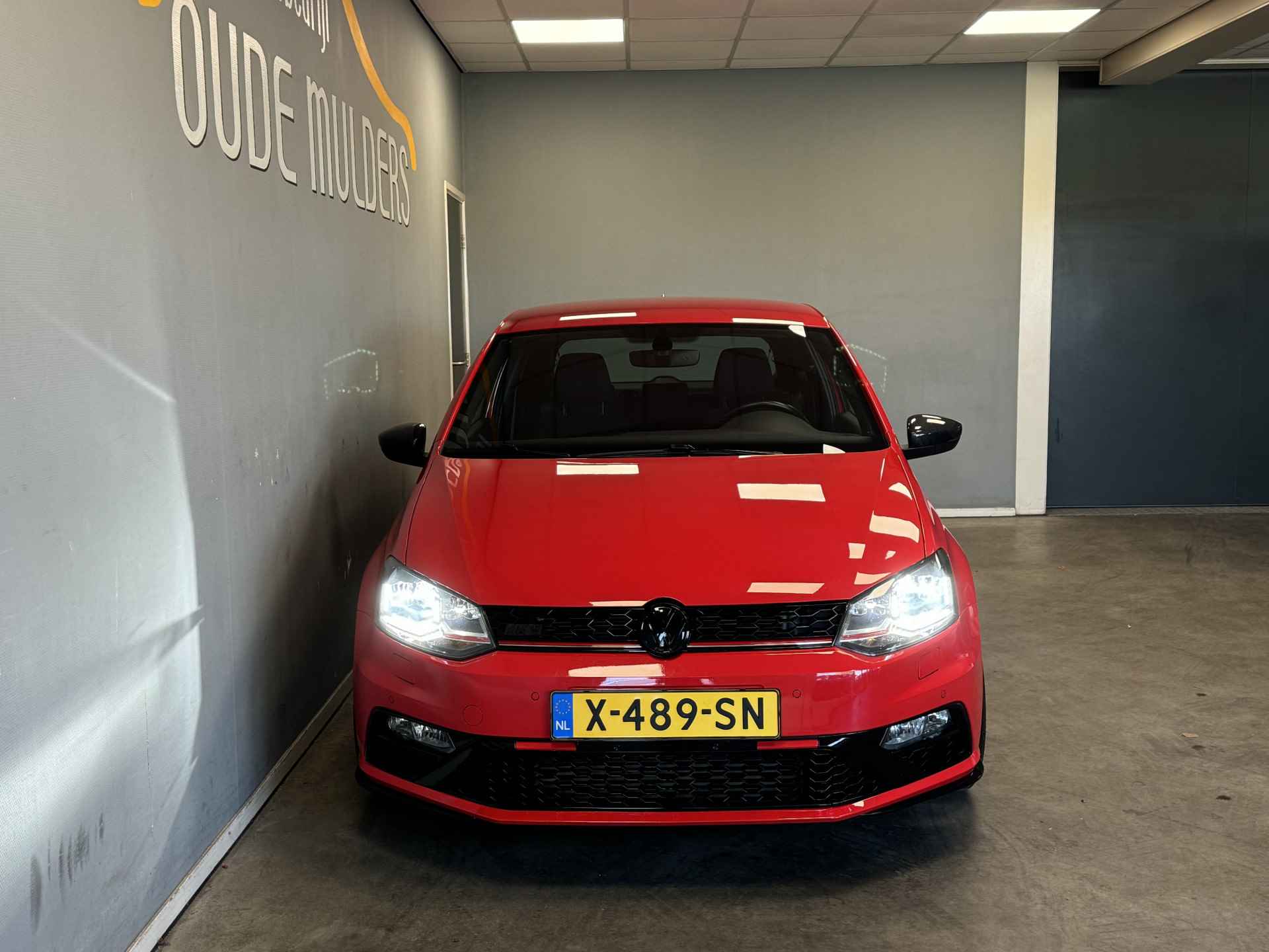 Volkswagen Polo 1.8 TSI GTI MaxtonPakket/Stoelverwarming/Carplay - 8/29