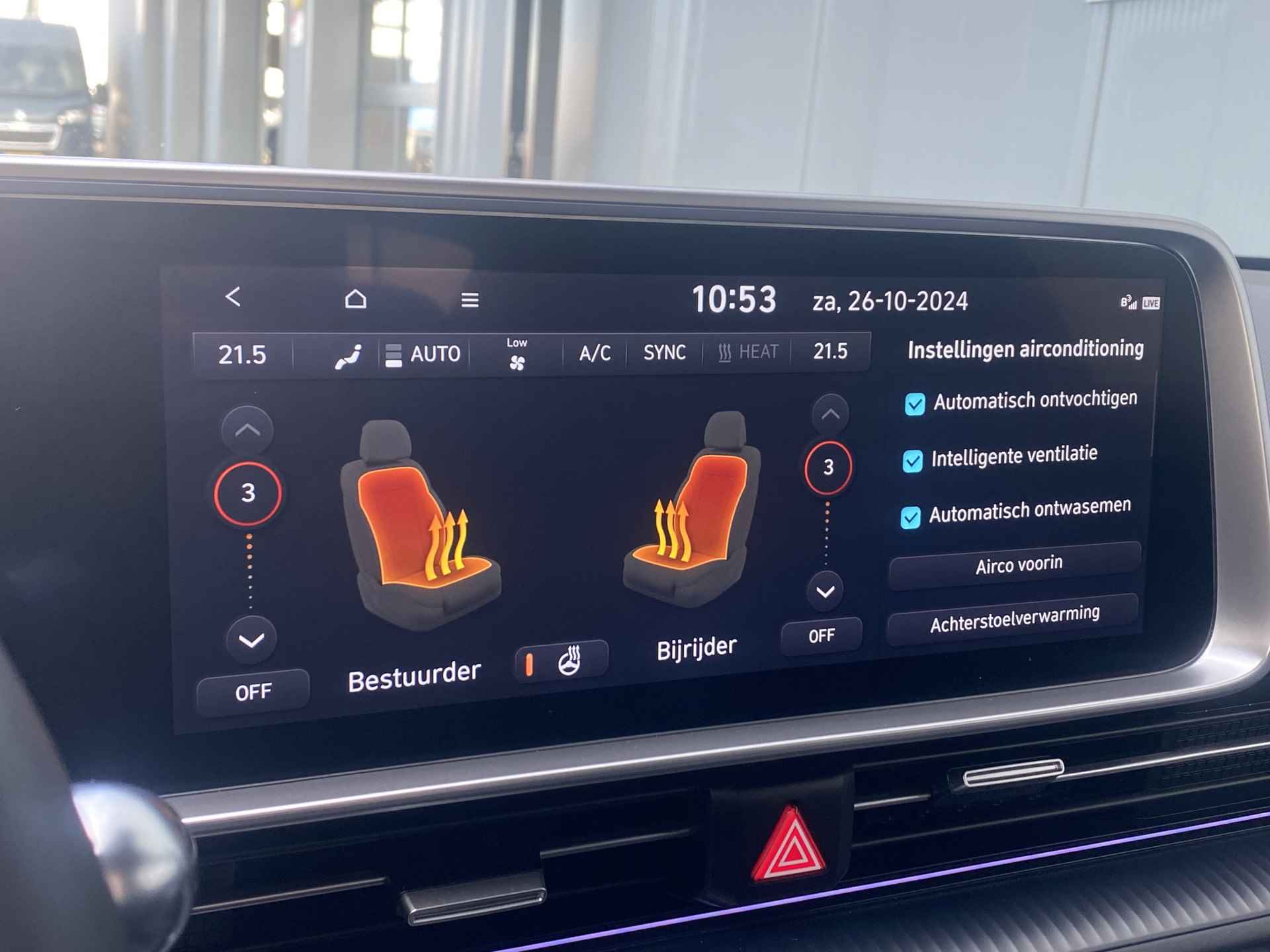 Hyundai IONIQ 6 77 kWh 229pk Connect | Camera | Climate | Keyless | Navigatie | Elek. Klep | Full - Led | Parelmoer | Warmtepomp | Winterpakket - 34/37