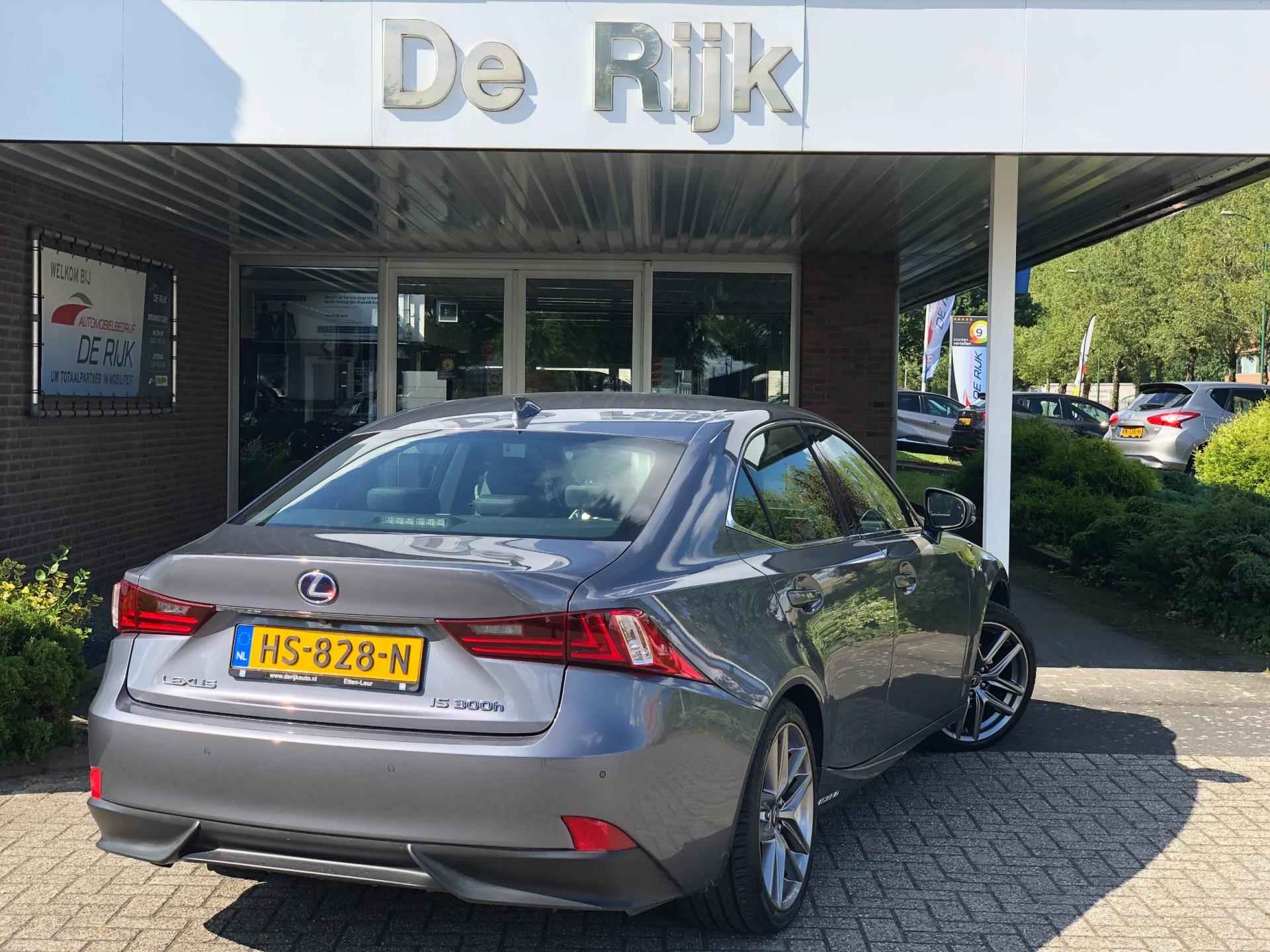 Lexus IS 300h F Sport Line | Leder, Stoelverw.+verkoeling, Muis, Camera, Cruise, Navigatie | Dealeronderhouden | - 4/38