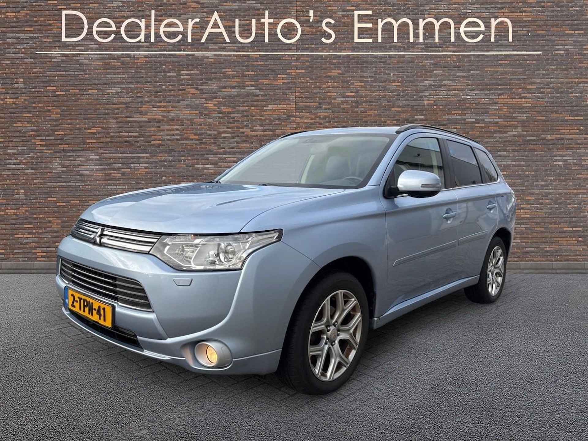 Mitsubishi Outlander 2.0 PHEV Instyle LEDER SCHUIFDAK NAVIGATIE LMV - 3/14