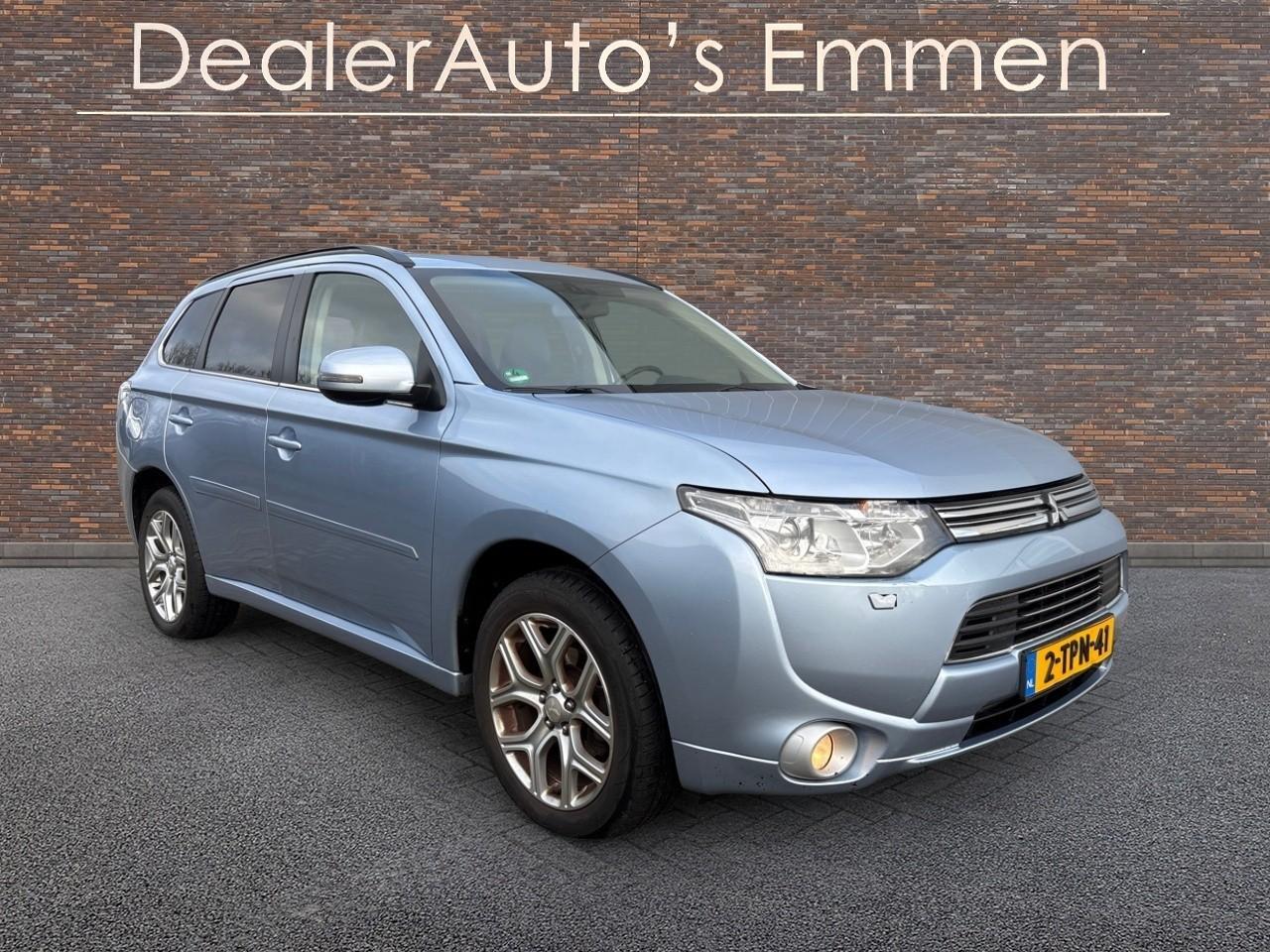 Mitsubishi Outlander 2.0 PHEV Instyle LEDER SCHUIFDAK NAVIGATIE LMV