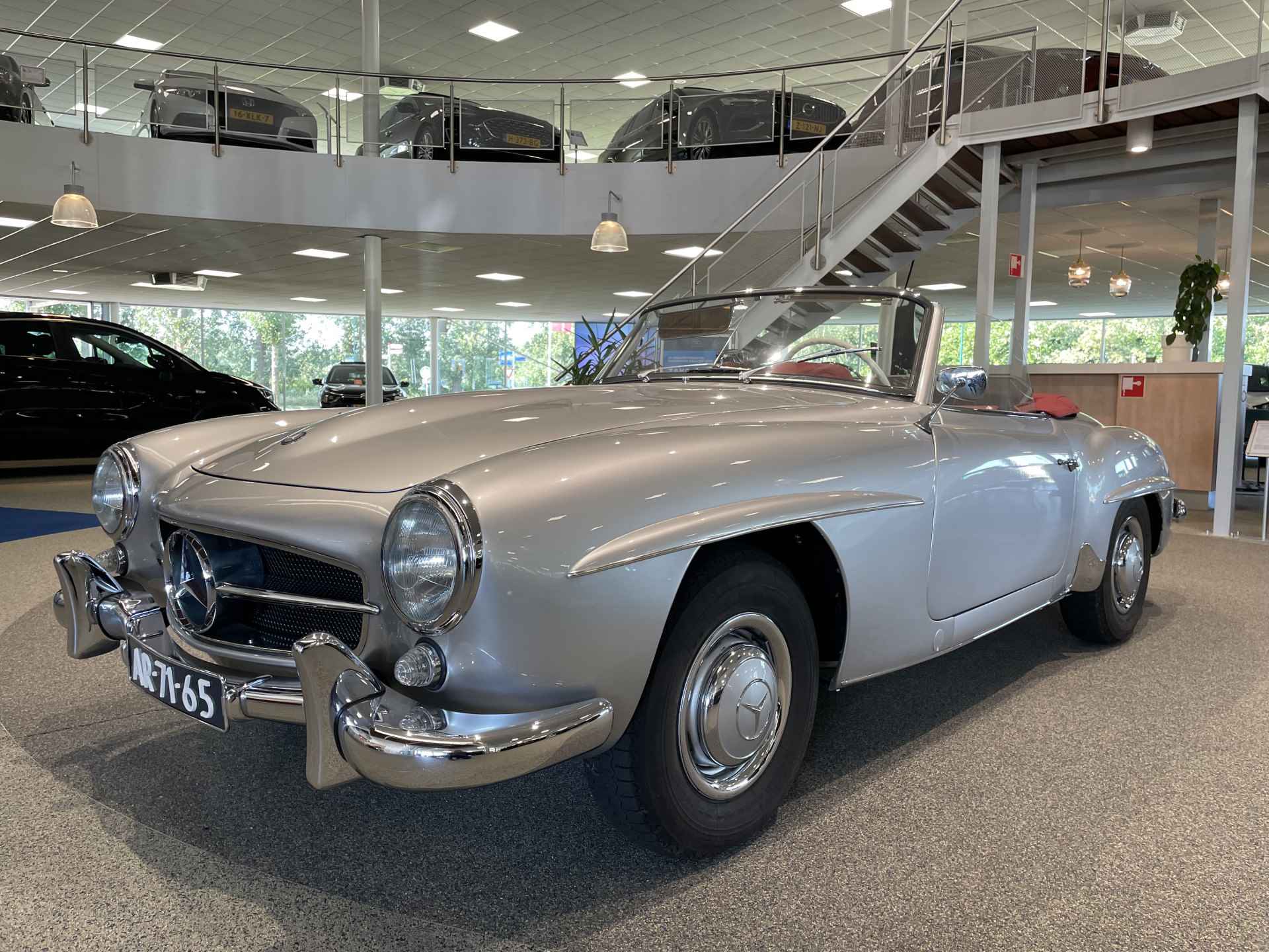 Mercedes-Benz SL-Klasse 190 Cabrio uit 1956, Volledig gerestaureerd - 2/13