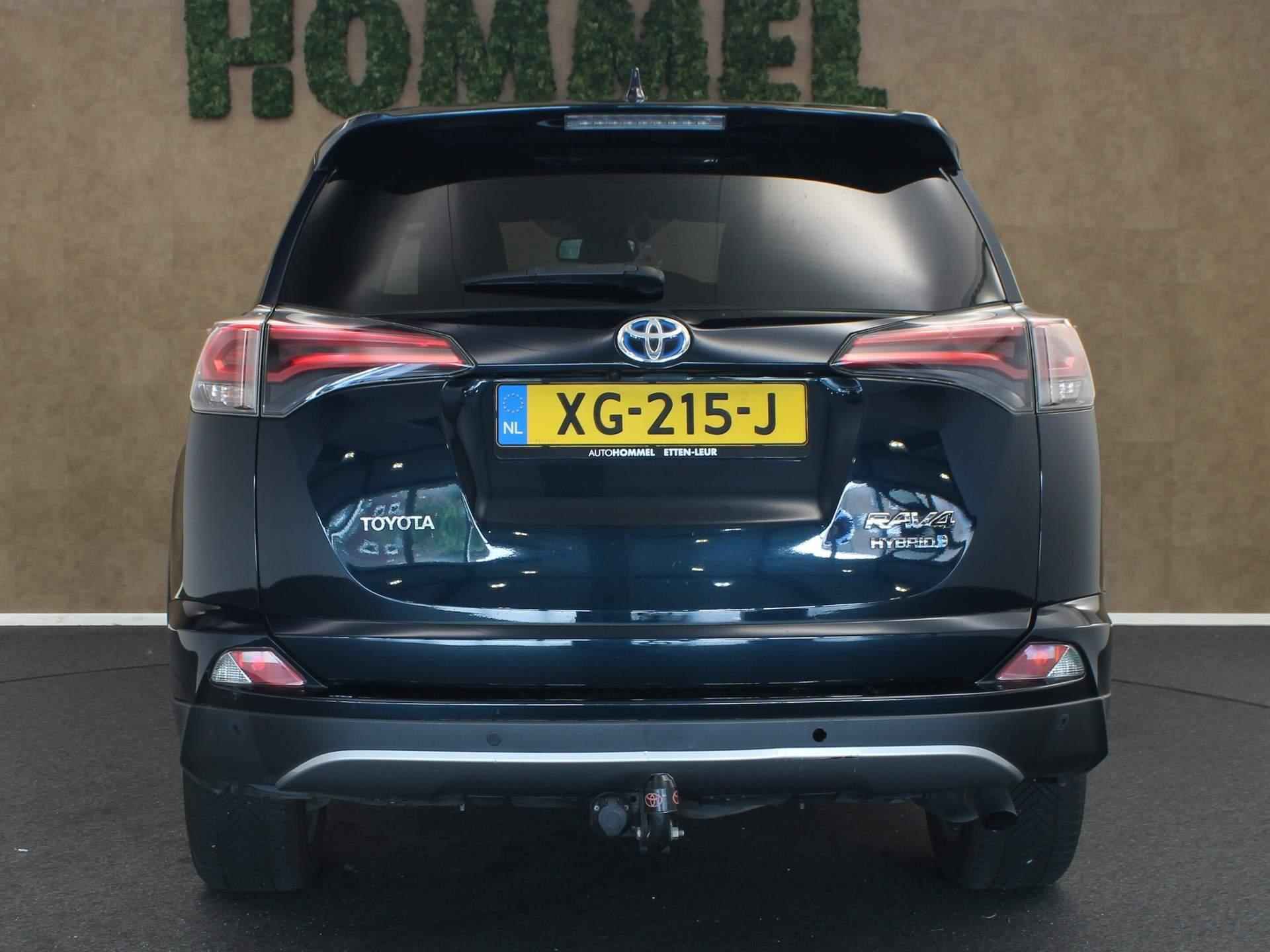 Toyota RAV4 2.5 Hybrid AWD Executive - VASTE TREKHAAK - 1650KG TREKGEWICHT - ALARM KLASSE 3 - LEDEREN BEKLEDING - RONDOMZICHT CAMERA - STUUR-/STOELVERWARMING - PDC VOOR EN ACHTER - 6/37