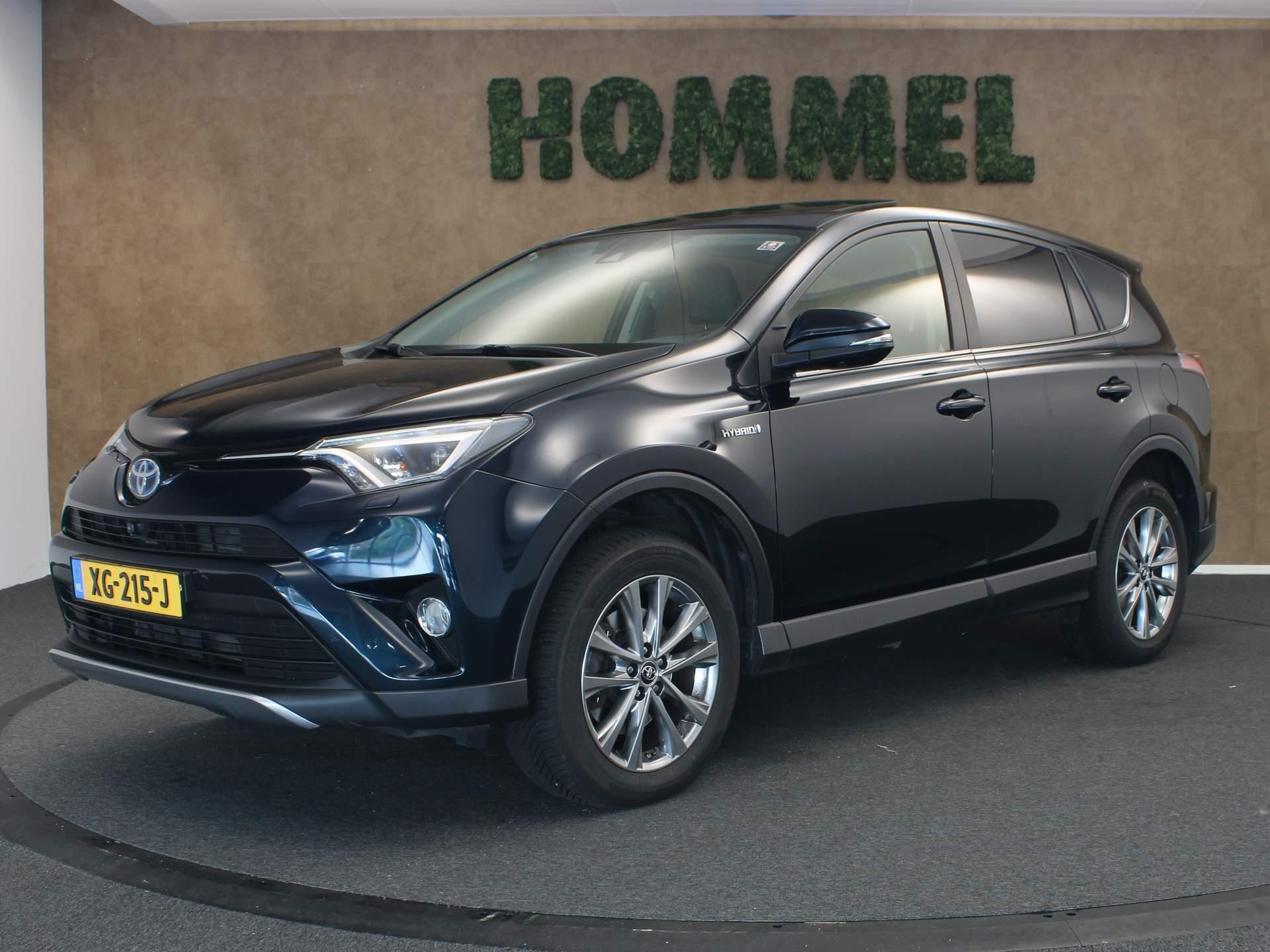 Toyota RAV4 2.5 Hybrid AWD Executive - VASTE TREKHAAK - 1650KG TREKGEWICHT - ALARM KLASSE 3 - LEDEREN BEKLEDING - RONDOMZICHT CAMERA - STUUR-/STOELVERWARMING - PDC VOOR EN ACHTER