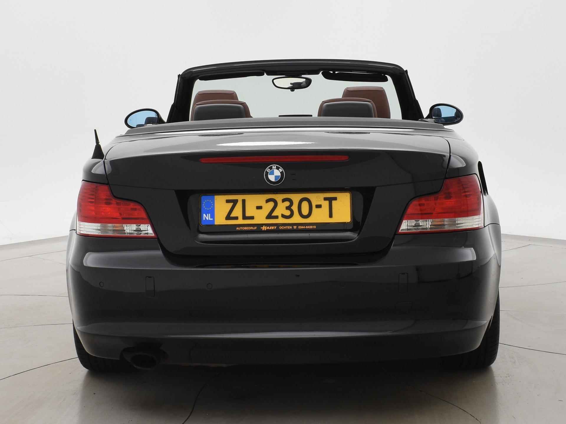 BMW 1-serie Cabrio 120i 170 PK + LEDER SPORTINT. / STOELVERW. / XENON / NAVIGATIE - 10/36