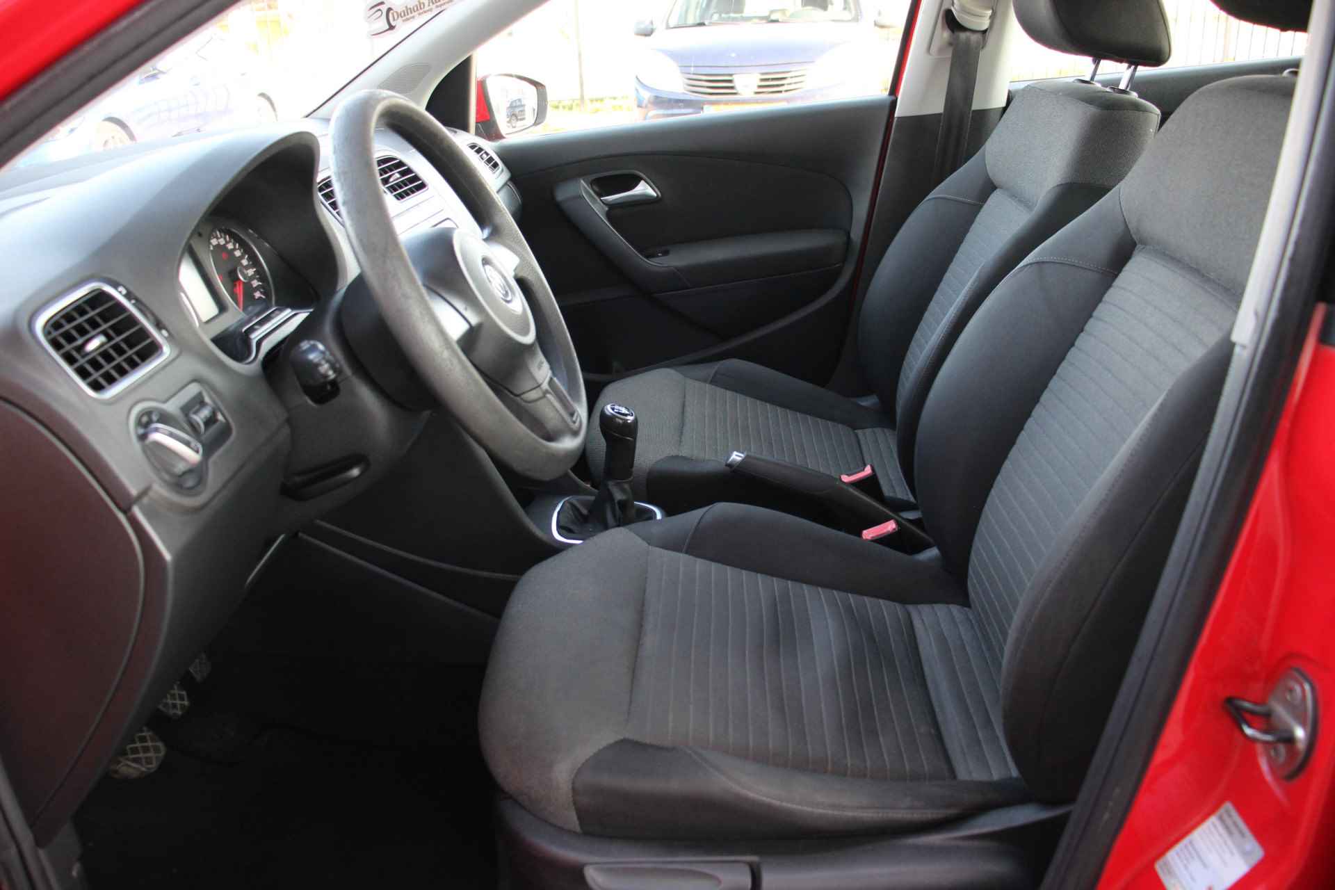 Volkswagen Polo 1.2-12V Comfortline | Climate & Cruise Control | App-Connect - 3/25