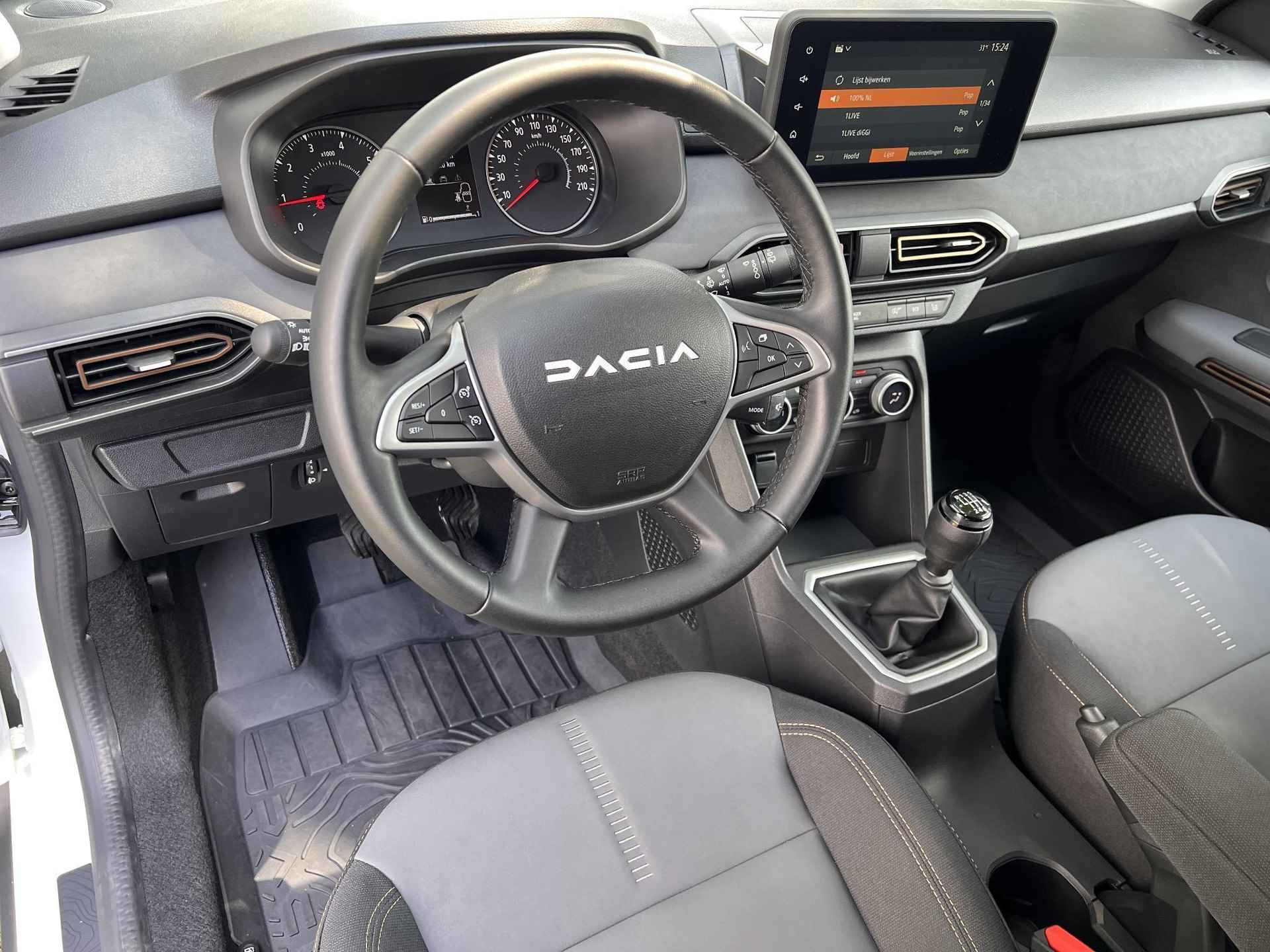 Dacia Jogger 1.0 TCe 110 Extreme 7p. / Zeven persoons / Weinig km als nieuw / Navigatie via Apple Carplay Android / Stoelverwarming / - 20/51