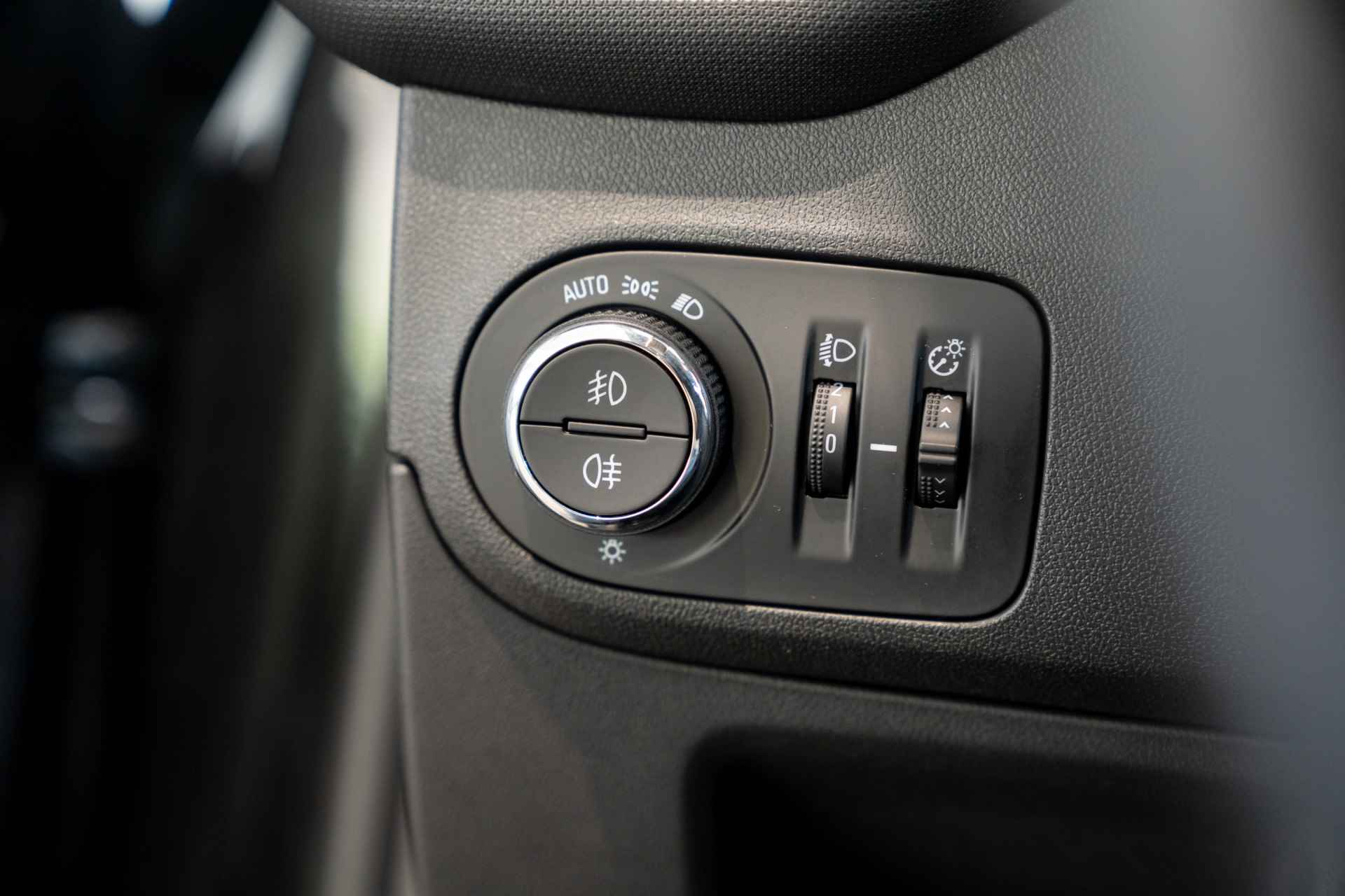 Opel Crossland X 1.2 Turbo 110PK Online Edition | Apple Carplay & Android auto | Parkeersensoren | 17 inch lichtemtalen velgen | - 15/30