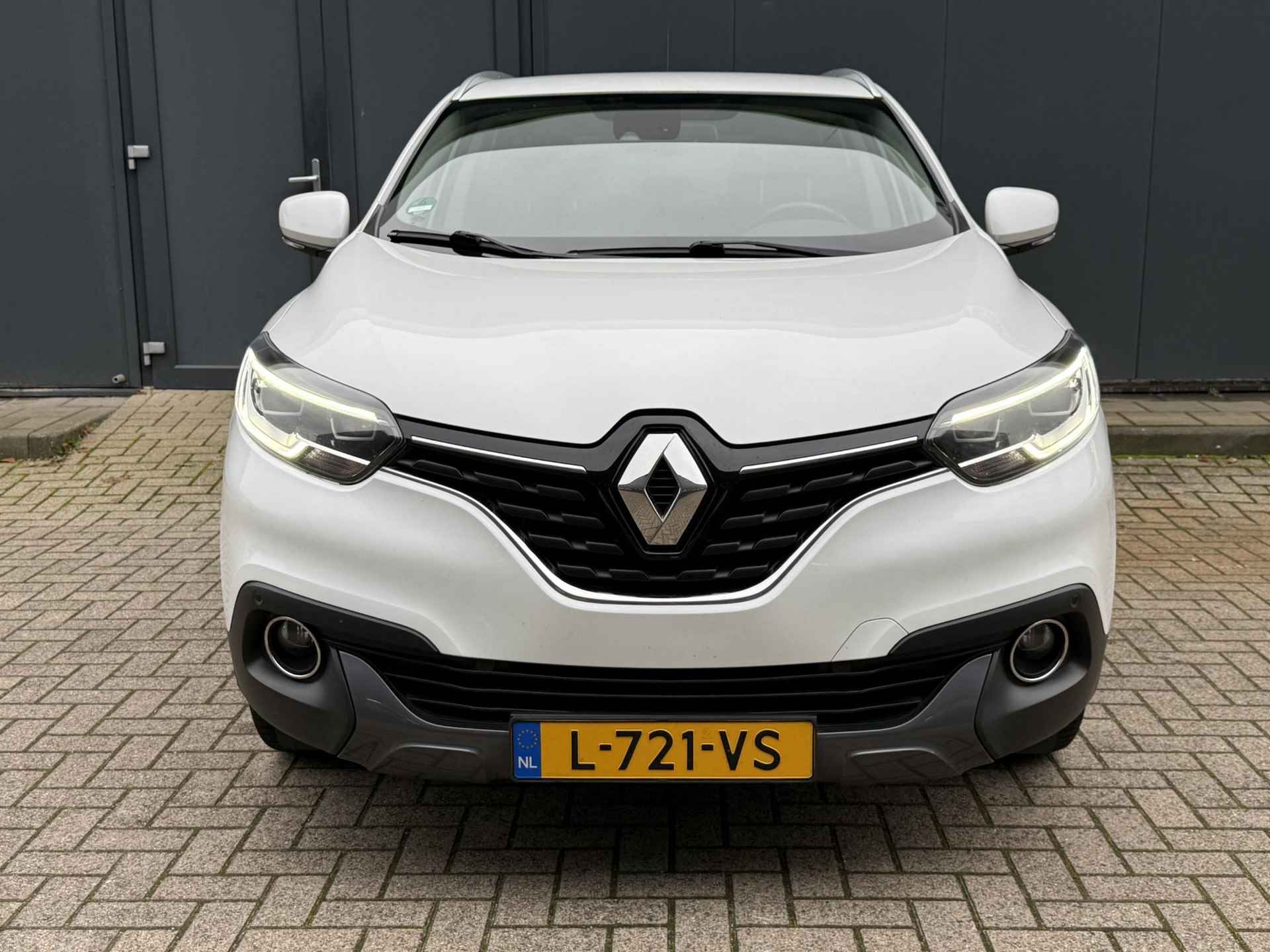 Renault Kadjar 1.3 TCe Intens / Navigatie / Trekhaak 1500kg Trekgewicht / Cruise Control / Camera / DAB / Bluetooth / Keyless Entry&Go - 16/39