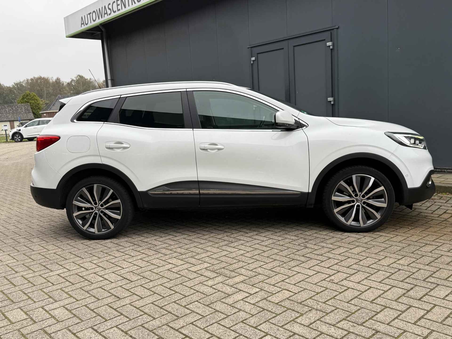 Renault Kadjar 1.3 TCe Intens / Navigatie / Trekhaak 1500kg Trekgewicht / Cruise Control / Camera / DAB / Bluetooth / Keyless Entry&Go - 20/39