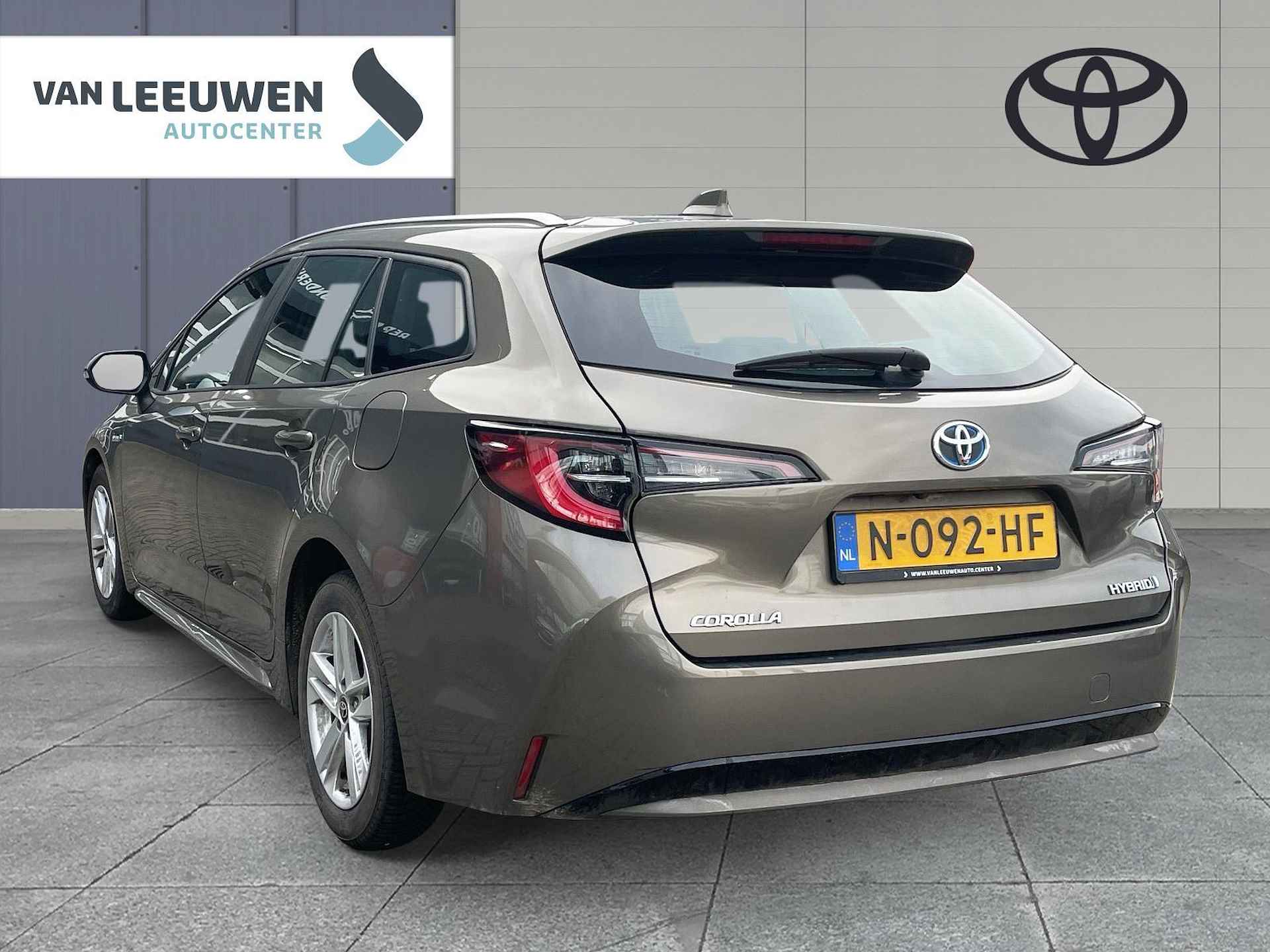 Toyota Corolla Touring Sports 1.8 Hybrid Active - 7/17