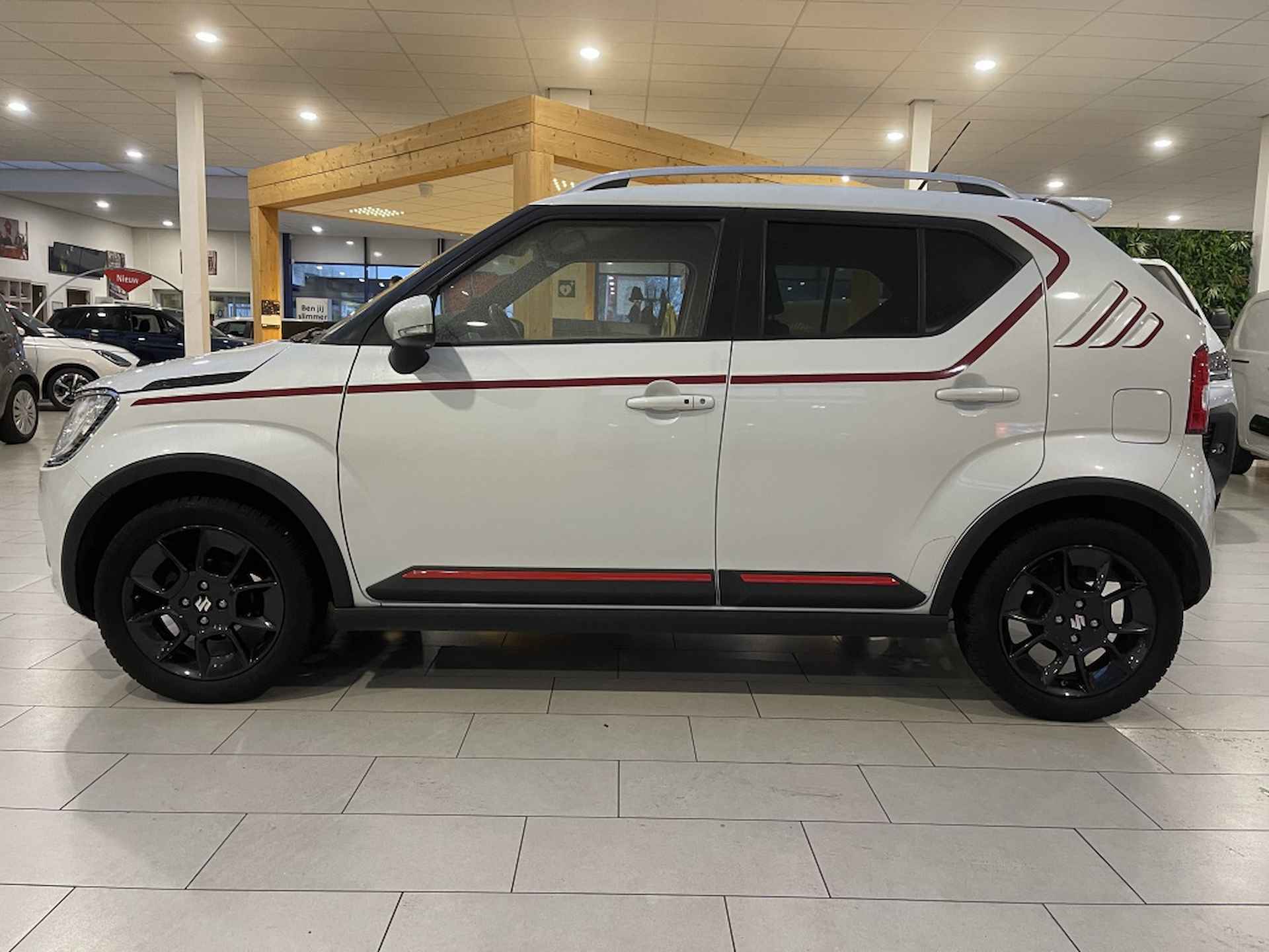 Suzuki Ignis 1.2 Stijl [SPECIAL EDITION | DEALER ONDERHOUDEN | 1E EIGENAAR] - 4/32