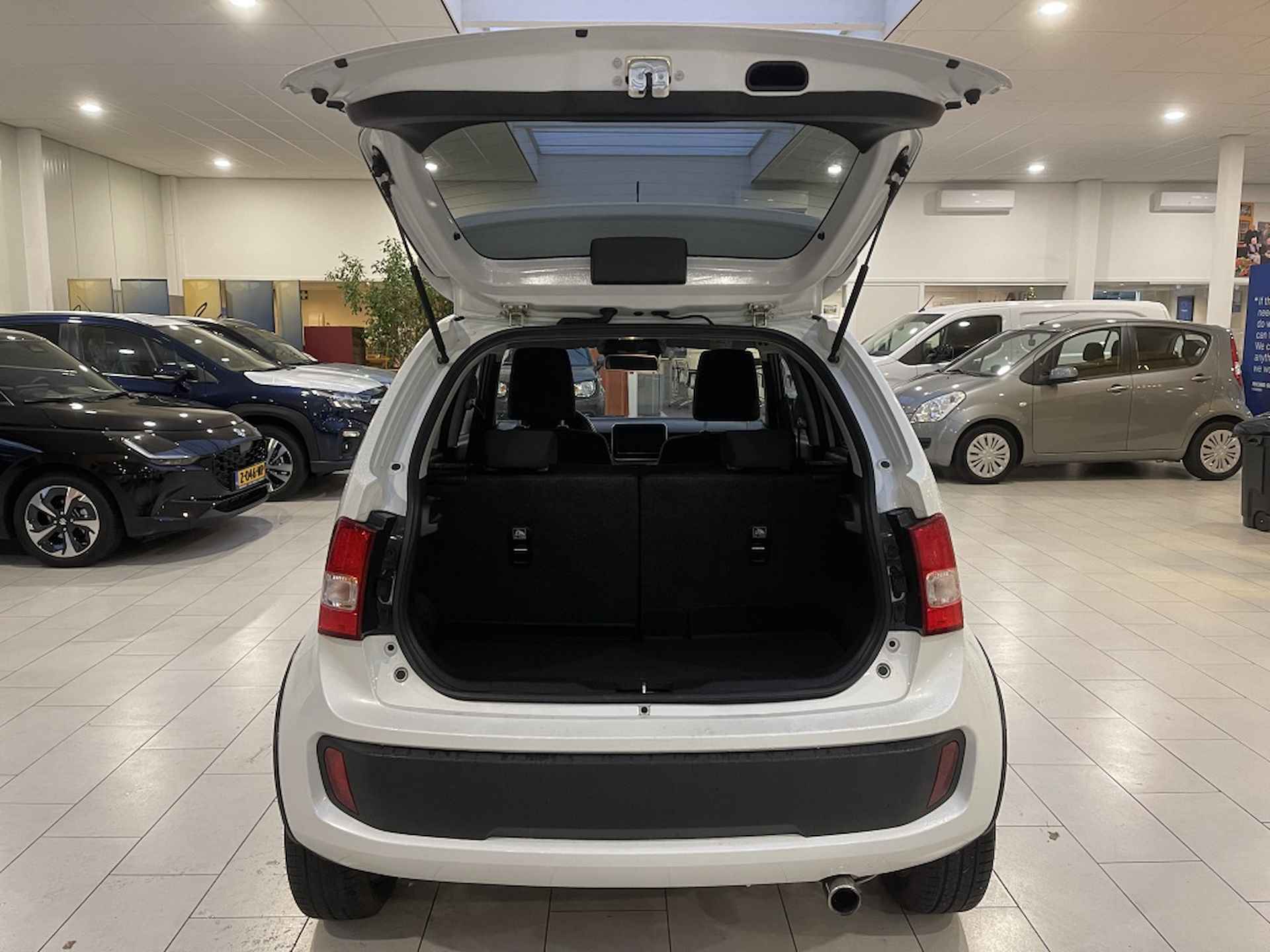 Suzuki Ignis 1.2 Stijl [SPECIAL EDITION | DEALER ONDERHOUDEN | 1E EIGENAAR] - 14/32