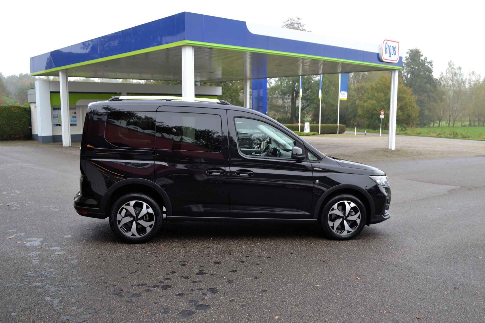 Ford Tourneo Connect, 1.5 Automaat, 7.000 km ! Panoramadak, Nieuwstaat ! - 29/33