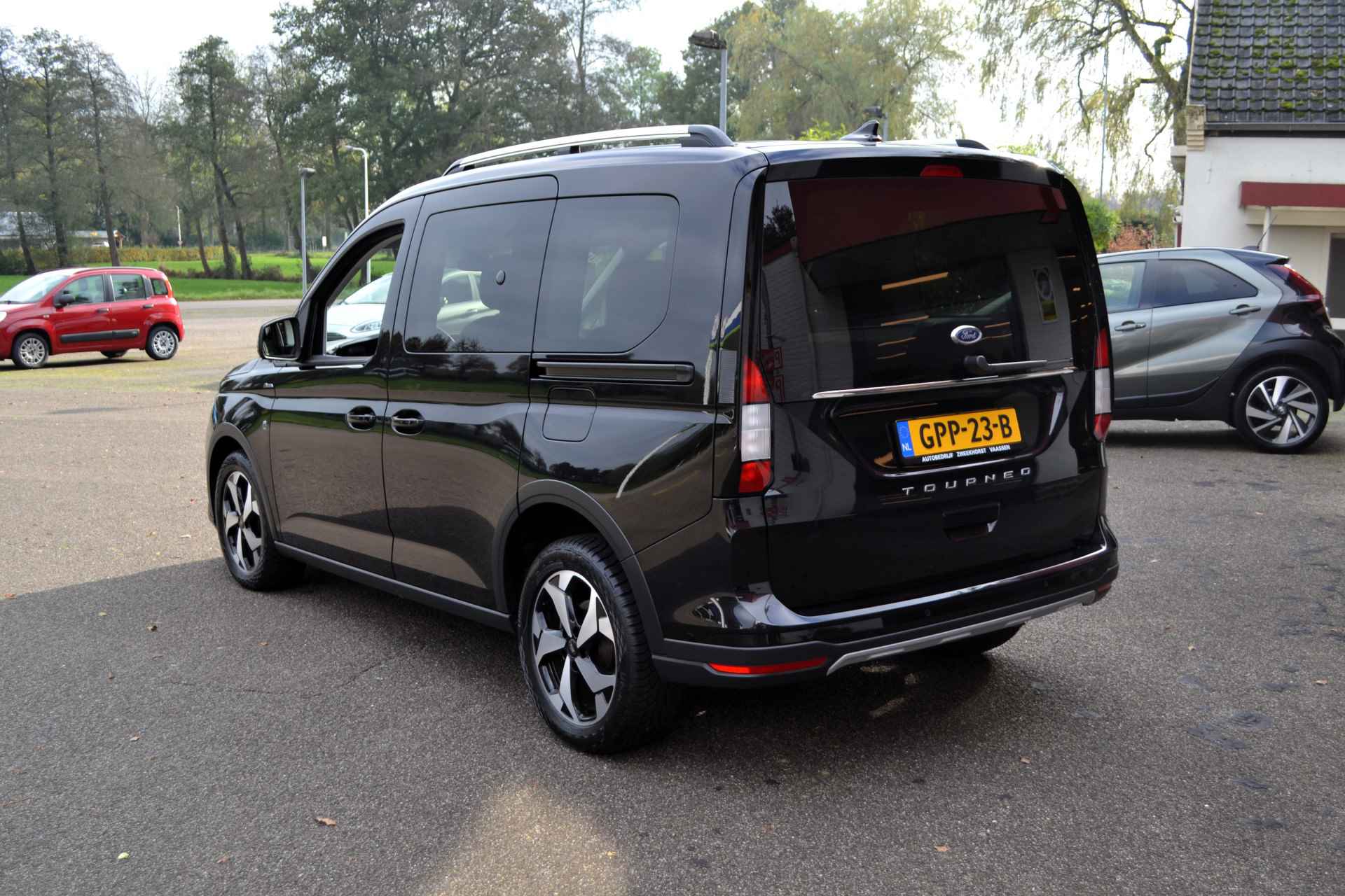 Ford Tourneo Connect, 1.5 Automaat, 7.000 km ! Panoramadak, Nieuwstaat ! - 4/33