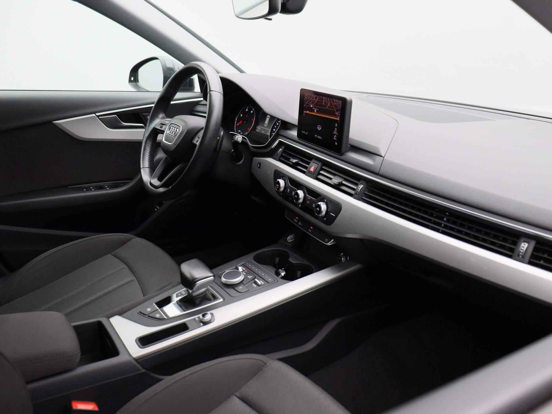 Audi A4 Avant 35 TDI Pro Line Automaat | Navi | Cruise | PDC V+A | Camera | LED | Dodehoek Detectie | City-pakket | 12 Maand BOVAG Garantie | - 32/36