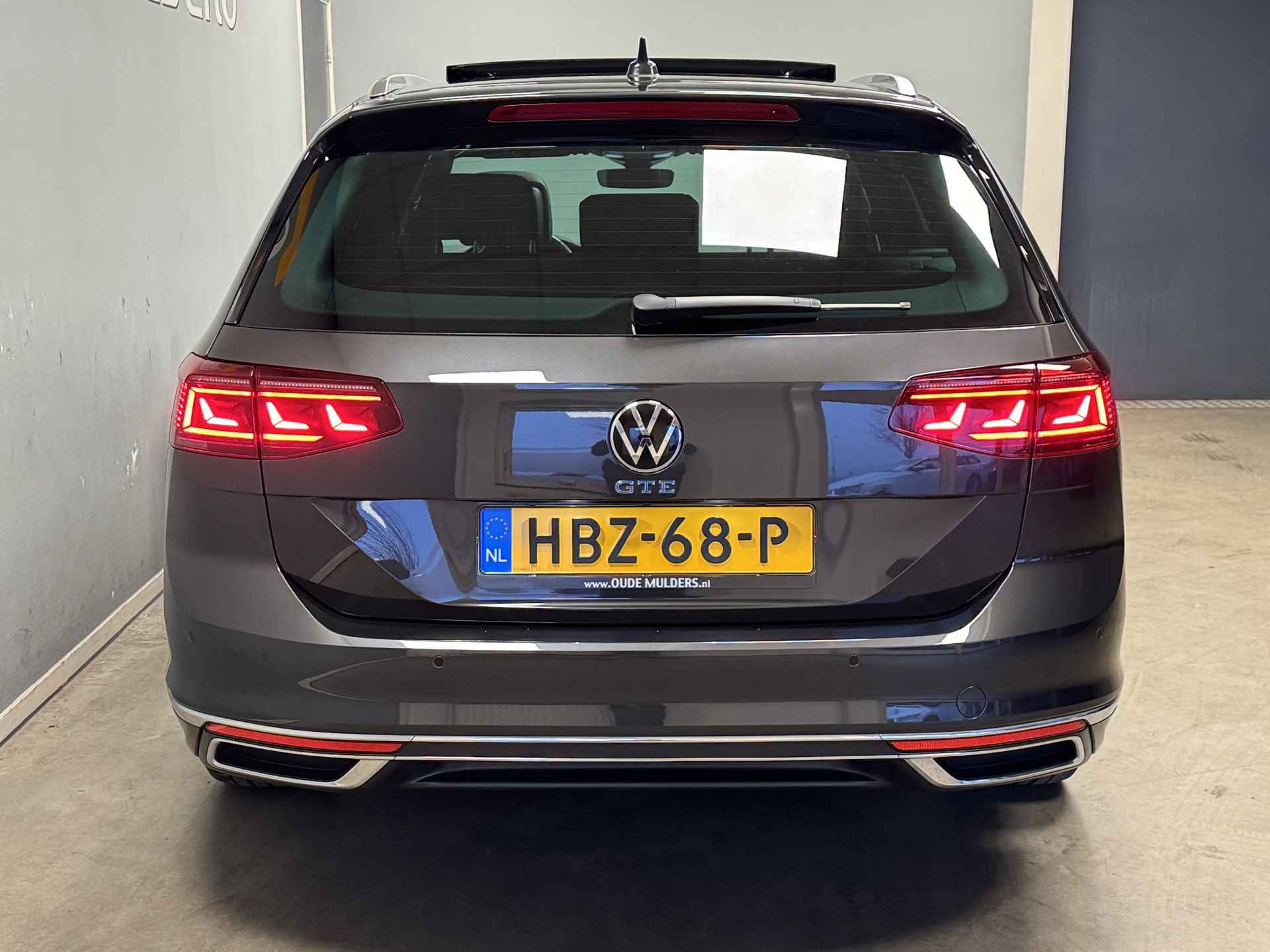 Volkswagen Passat Variant 1.4 TSI PHEV GTE Panoramadak/Trekhaak/360°Camera - 4/39