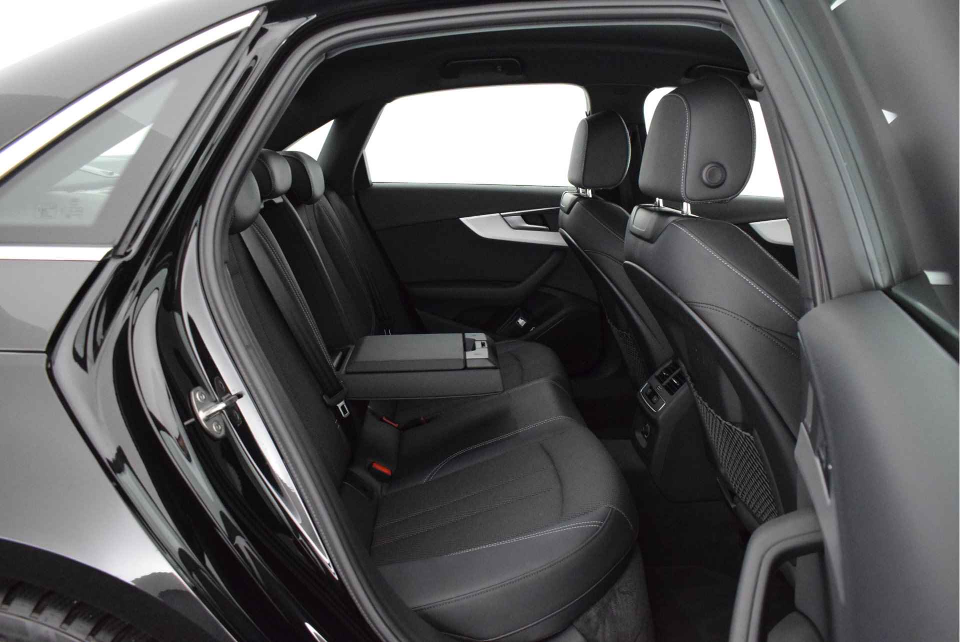 Audi A4 Limousine 40 TDI 190pk S-Tronic quattro 2x S-Line Stoelverwarming Led Navigatie - 7/47