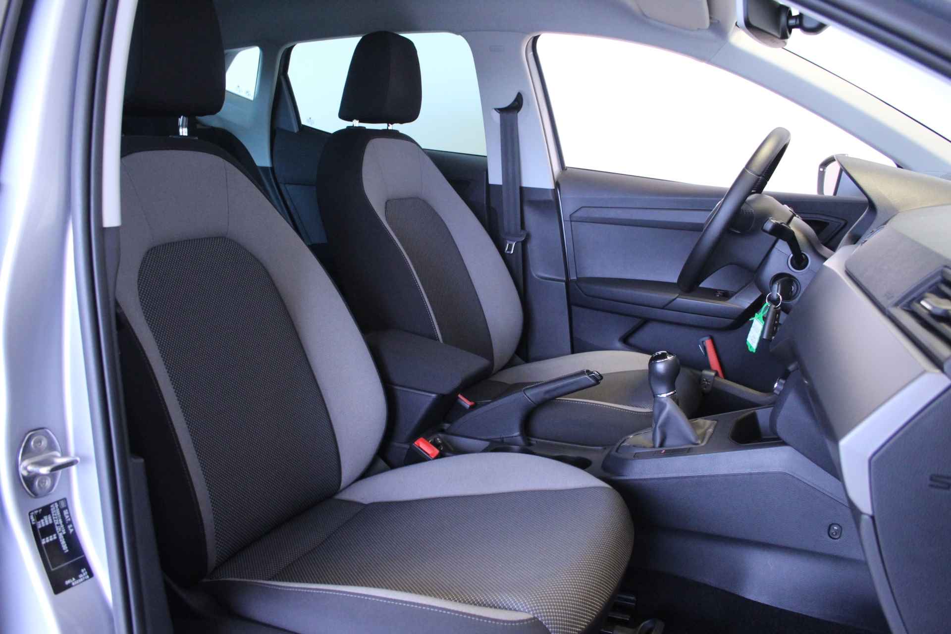 SEAT Ibiza 1.0 EcoTSI 95pk Style Business Intense NAVI CAMERA ECC APPLE CARPLAY - 6/26