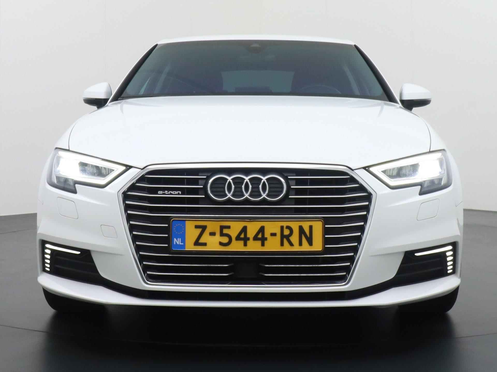 Audi A3 Sportback 40 TFSI e Edition PHEV CAMERA | STOELVERWARMING | SUPER NETTE AUTO! - 4/44