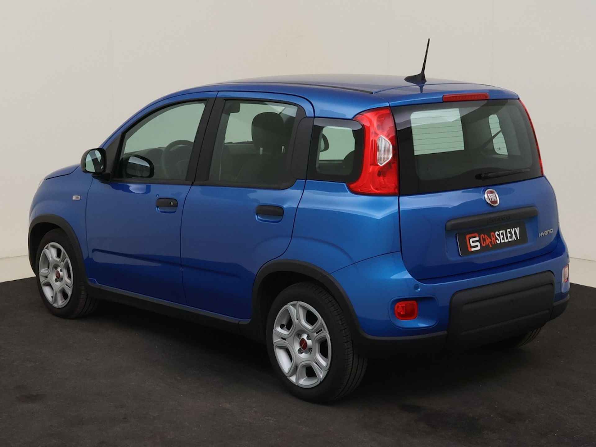 Fiat Panda 1.0 Hybrid Urban - 5/33