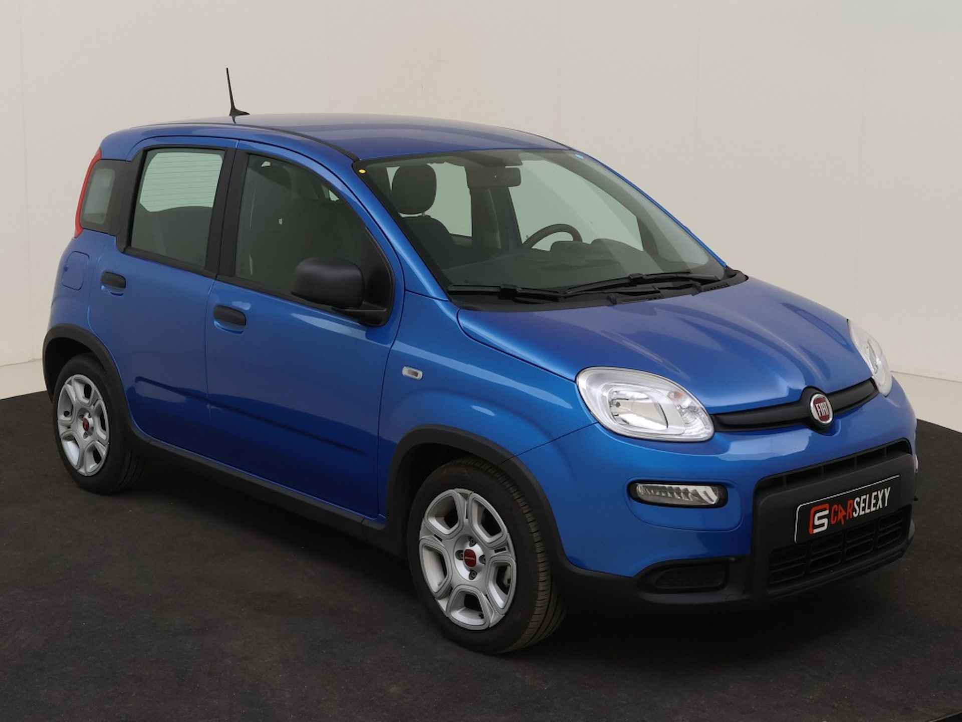 Fiat Panda 1.0 Hybrid Urban - 9/33