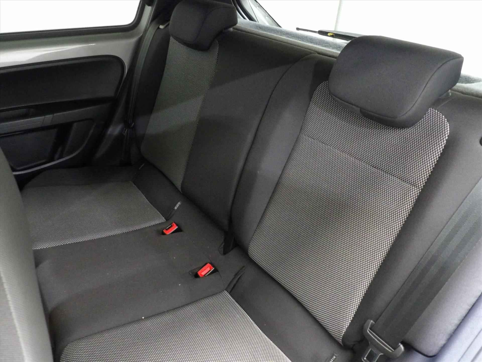 Seat Mii 1.0 MPI 75pk 5D Chic - 12/28