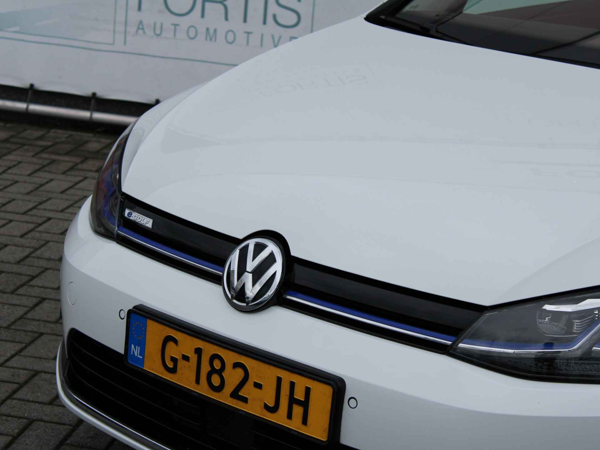 Volkswagen e-Golf e-Golf NL AUTO | VIRTUAL COCKPIT | LEDER | CAMERA | STOELVERW | SOH 94% - 14/24