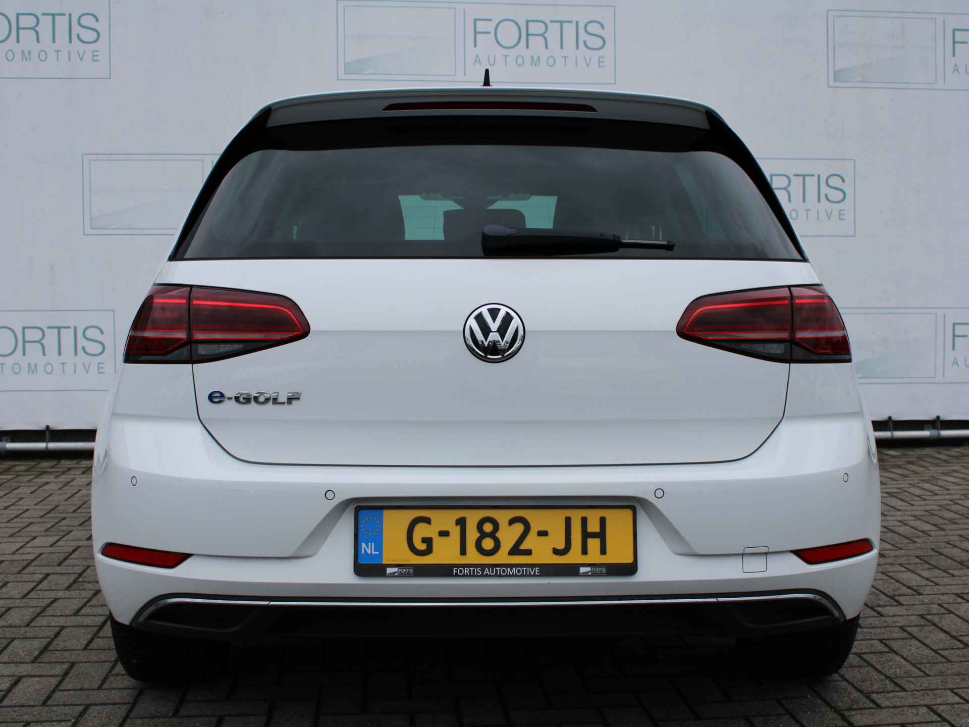 Volkswagen e-Golf e-Golf NL AUTO | VIRTUAL COCKPIT | LEDER | CAMERA | STOELVERW | SOH 94% - 23/24