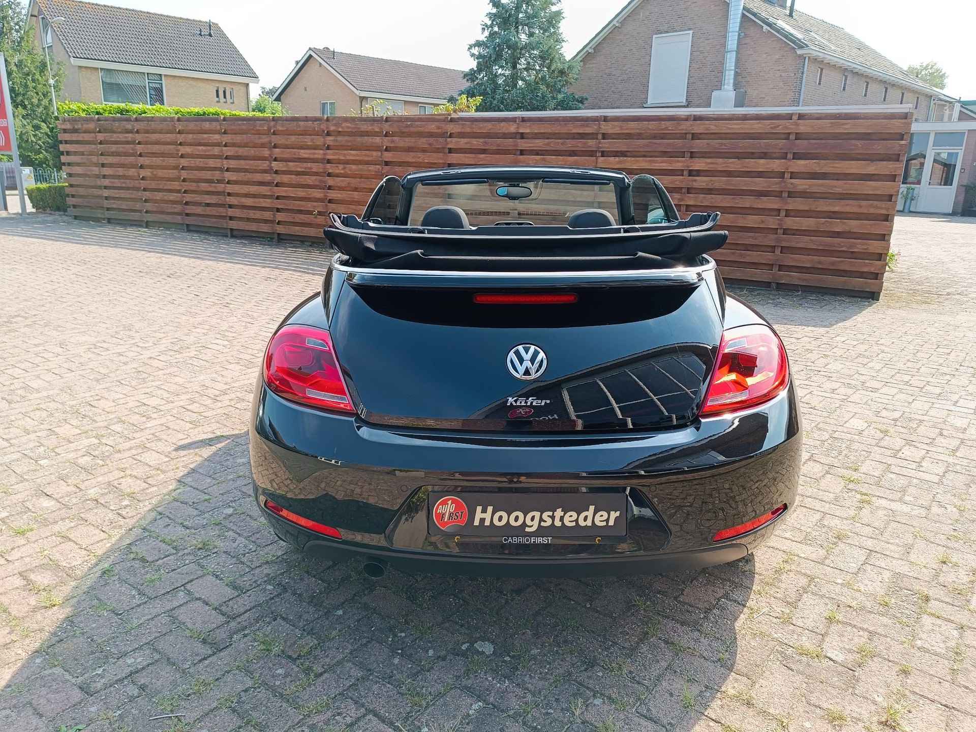 Volkswagen Beetle Cabrio 1.2 Tsi Exclusive, Navigatie, cruise, pdc - 29/32