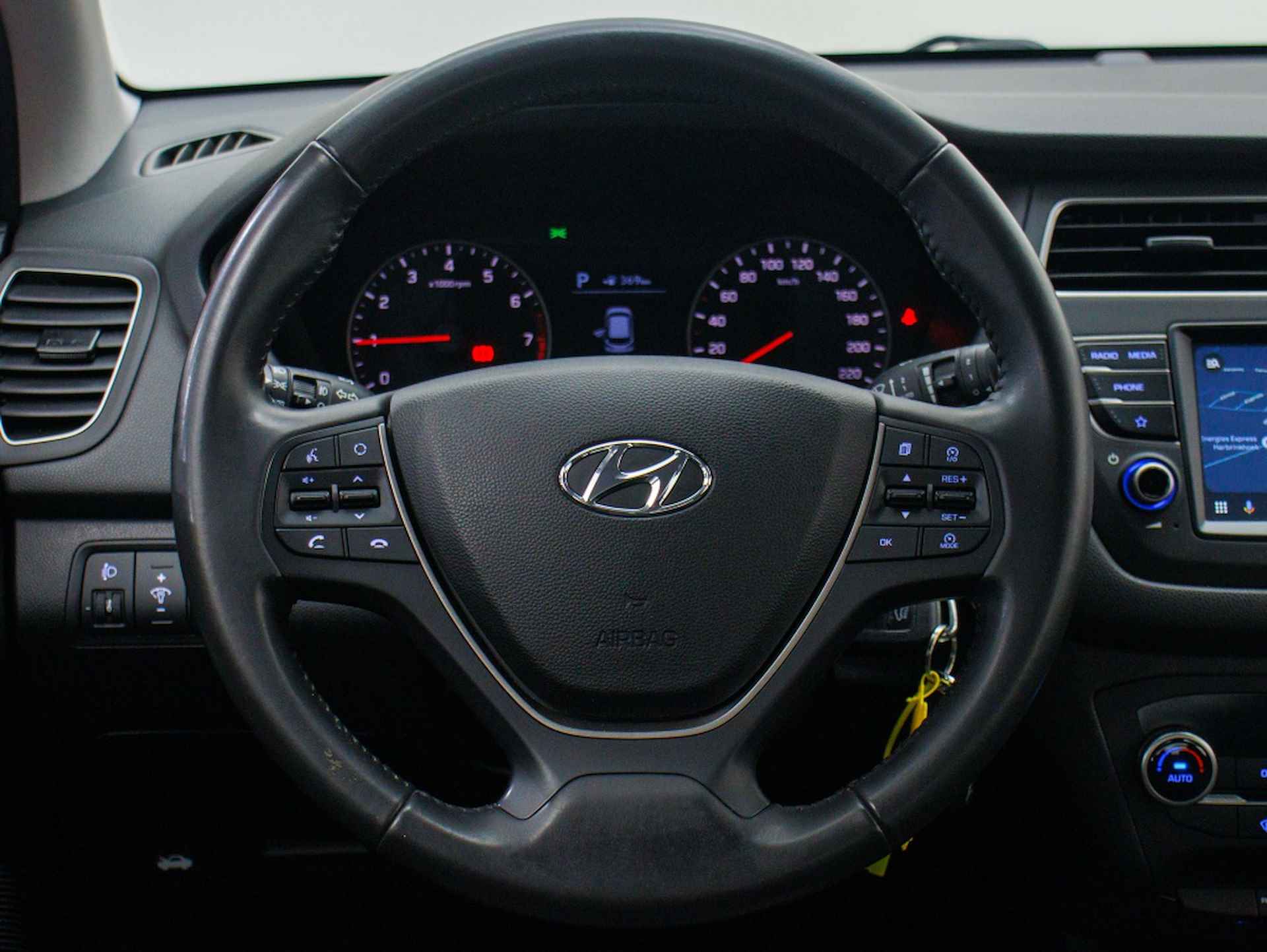 Hyundai i20 1.0 T-GDI Comfort Automaat | Carplay | Camera - 22/36