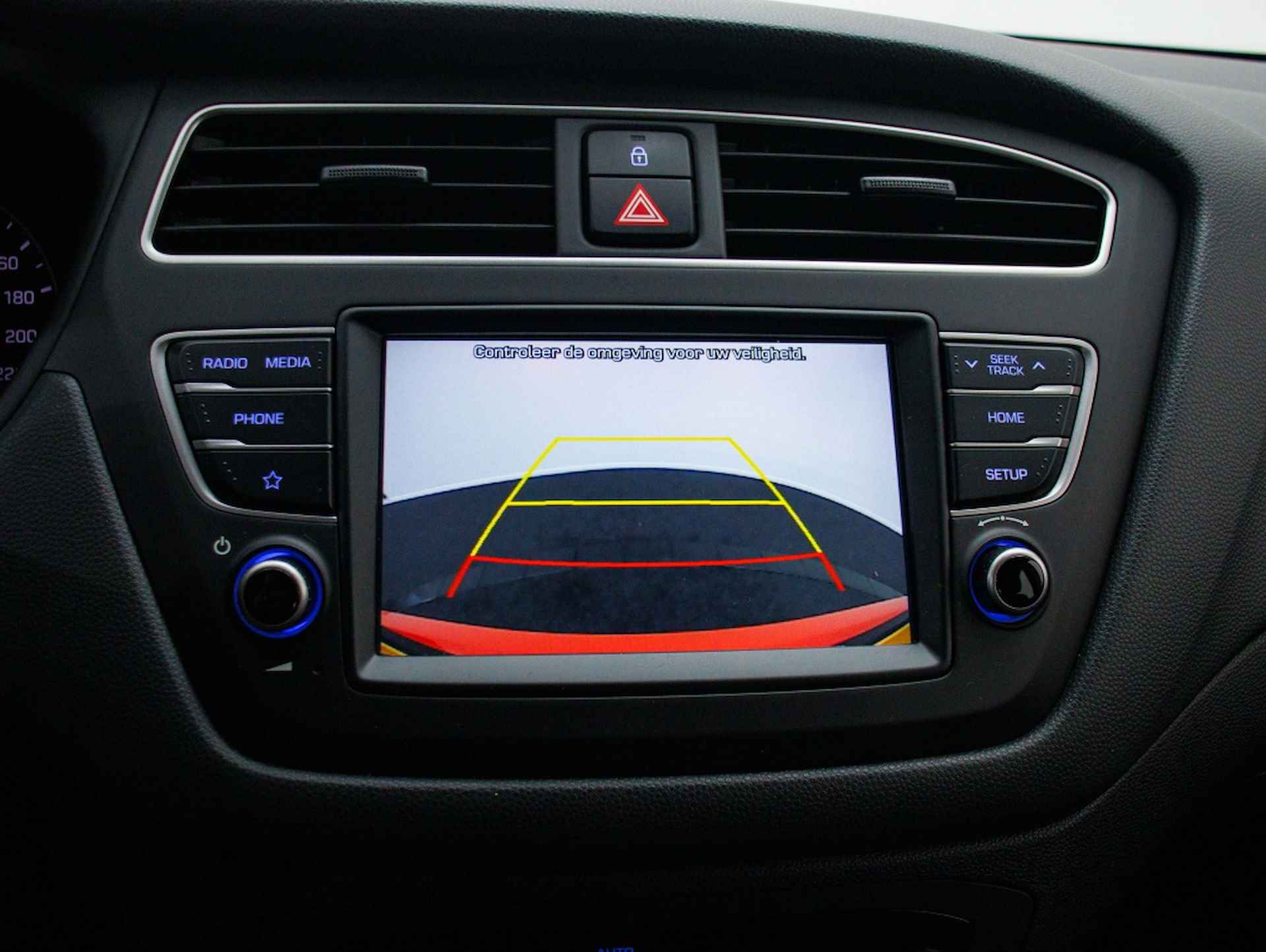 Hyundai i20 1.0 T-GDI Comfort Automaat | Carplay | Camera - 30/36