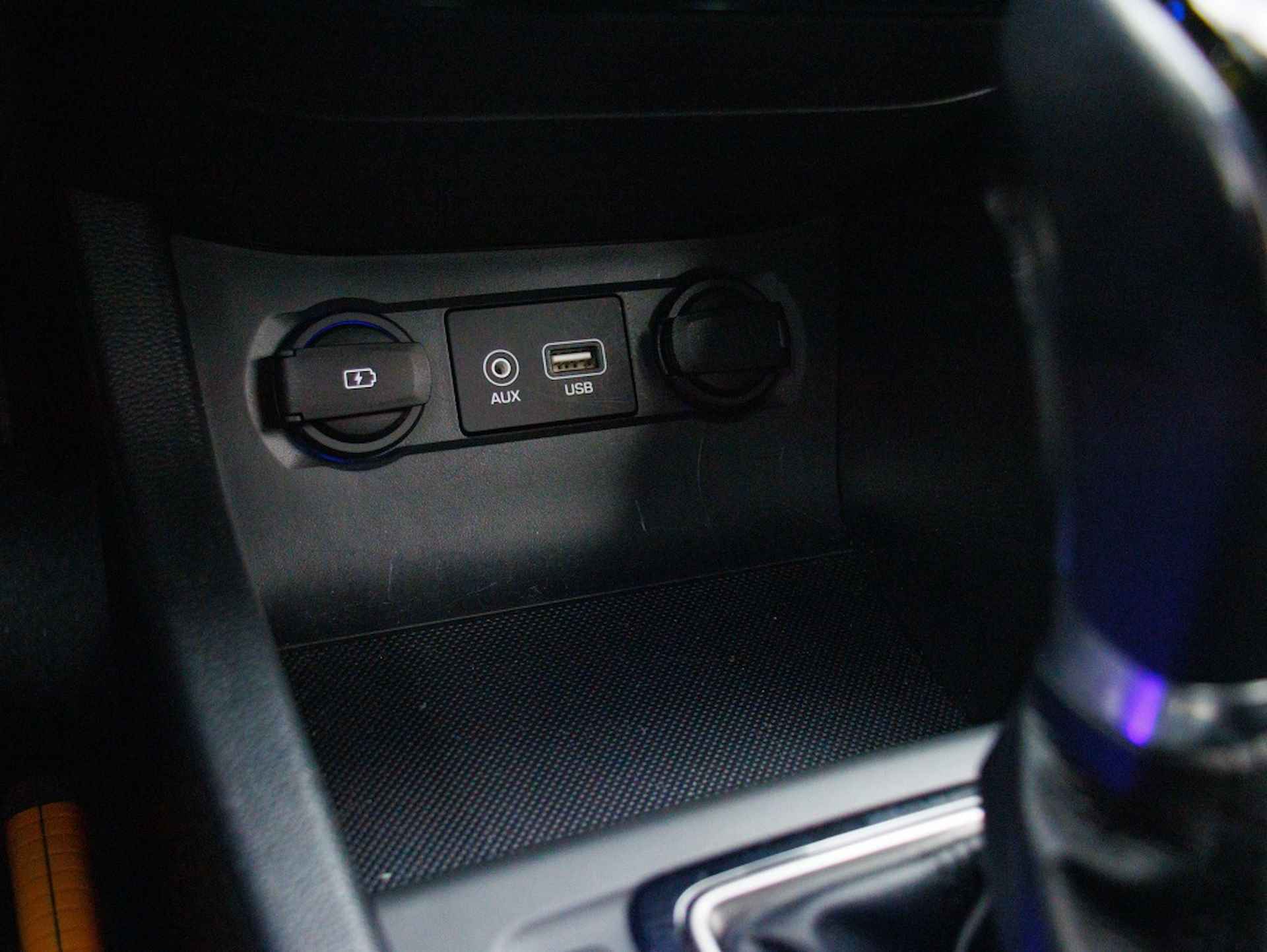 Hyundai i20 1.0 T-GDI Comfort Automaat | Carplay | Camera - 32/36