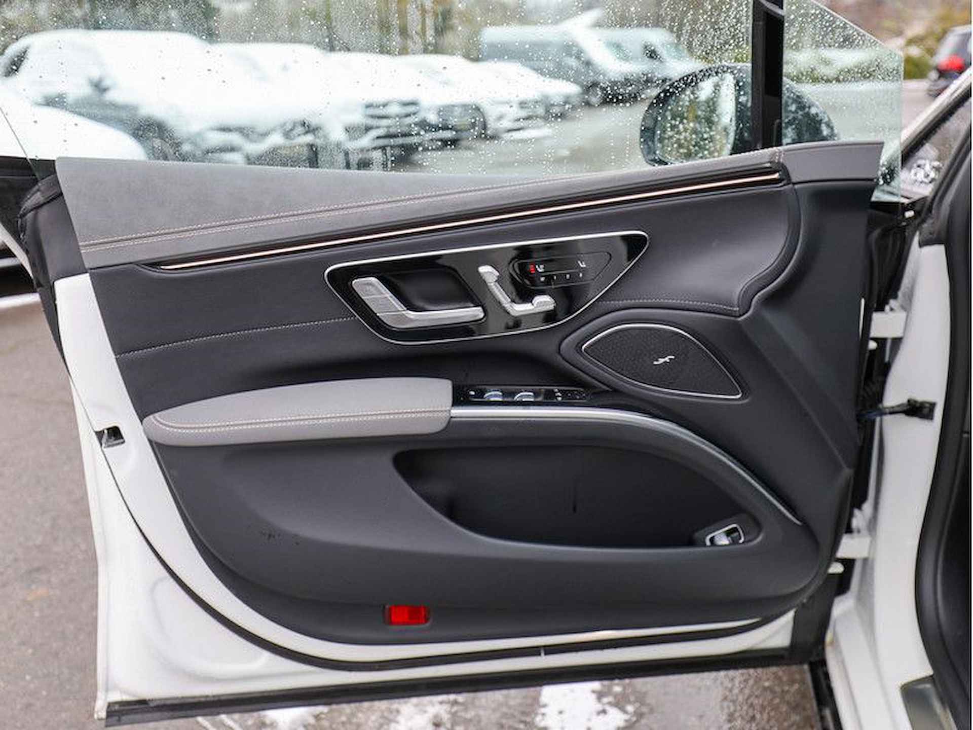 Mercedes-Benz EQS 350 90 kWh Distronic Panoramadak Trekhaak - 12/16