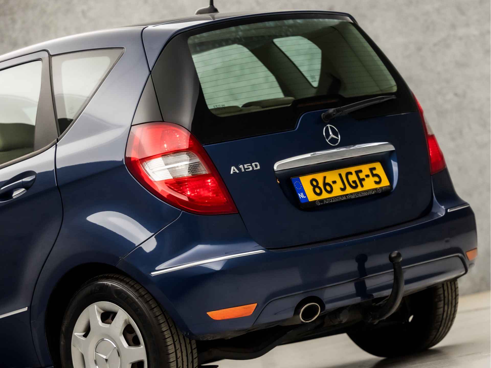 Mercedes-Benz A-Klasse 150 Elegance (RADIO, ELEK RAMEN, LEDER, AIRCO, STUURWIEL MULTIFUNCTIONEEL, SPORTSTOELEN, TREKHAAK, NIEUWE APK, NIEUWSTAAT) - 10/27