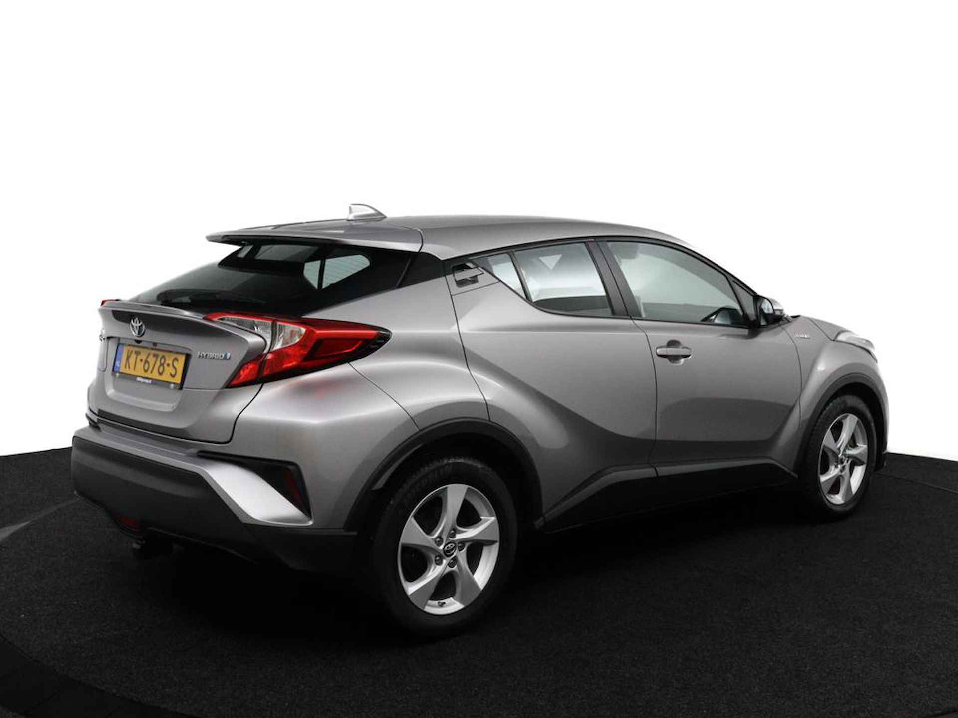 Toyota C-HR 1.8 Hybrid Dynamic | Trekhaak | Navigatie | DAB | Keyless Entry | Dealer Onderhouden | - 3/45