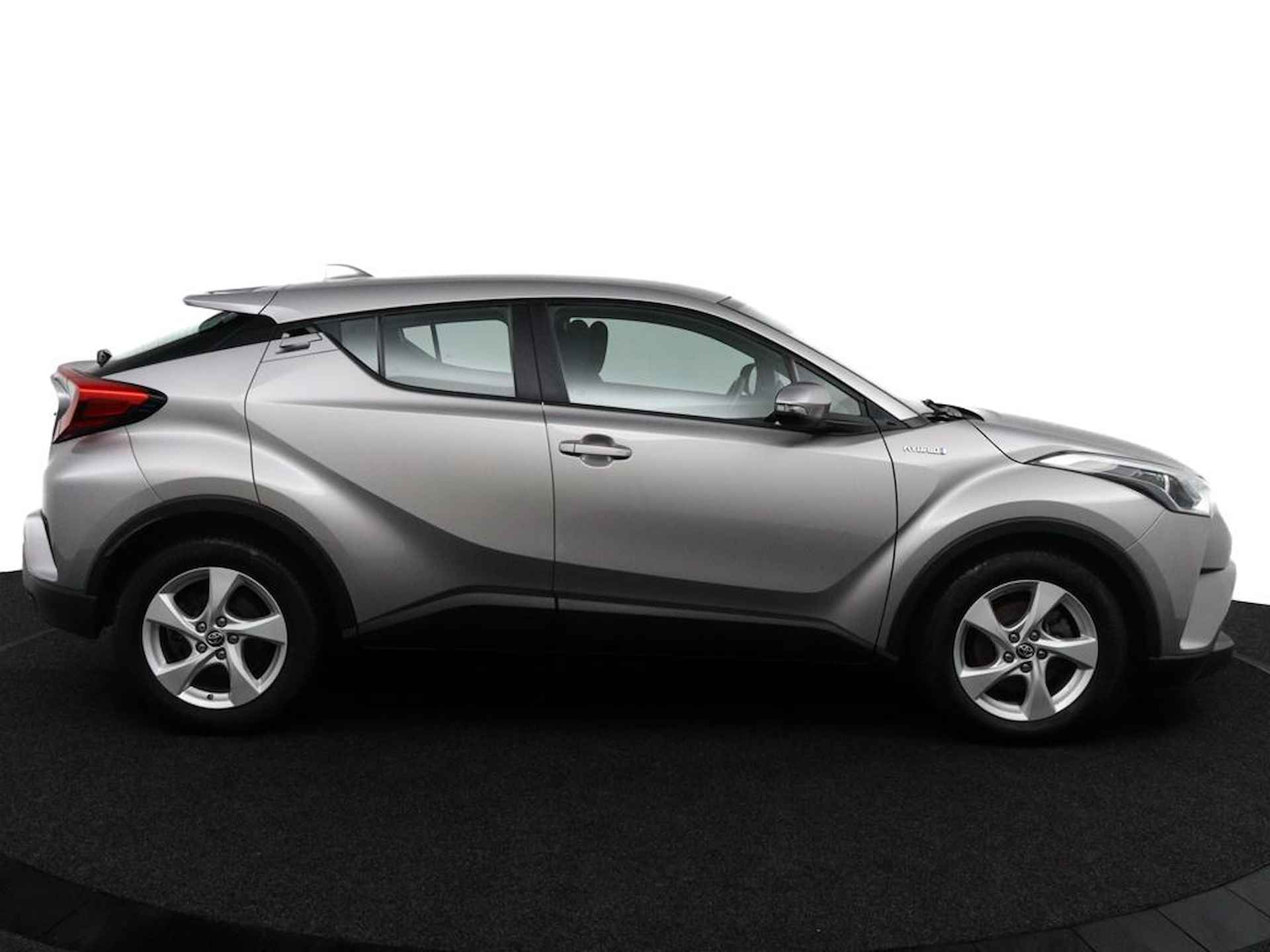 Toyota C-HR 1.8 Hybrid Dynamic | Trekhaak | Navigatie | DAB | Keyless Entry | Dealer Onderhouden | - 7/45