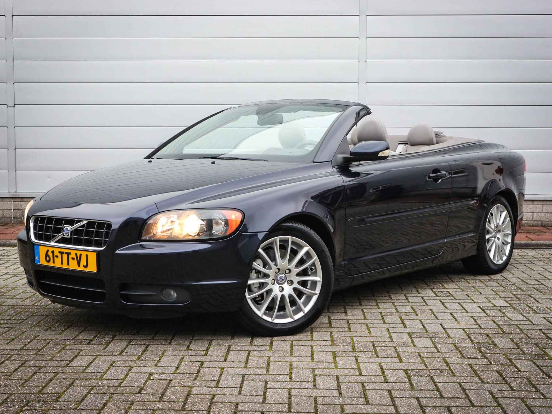 Volvo C70 Convertible 2.4 Momentum | Clima | Cruise | Navi | Pdc | 17 Inch | Youngtimer | In unieke staat |  Nederlandse auto | - 10/51