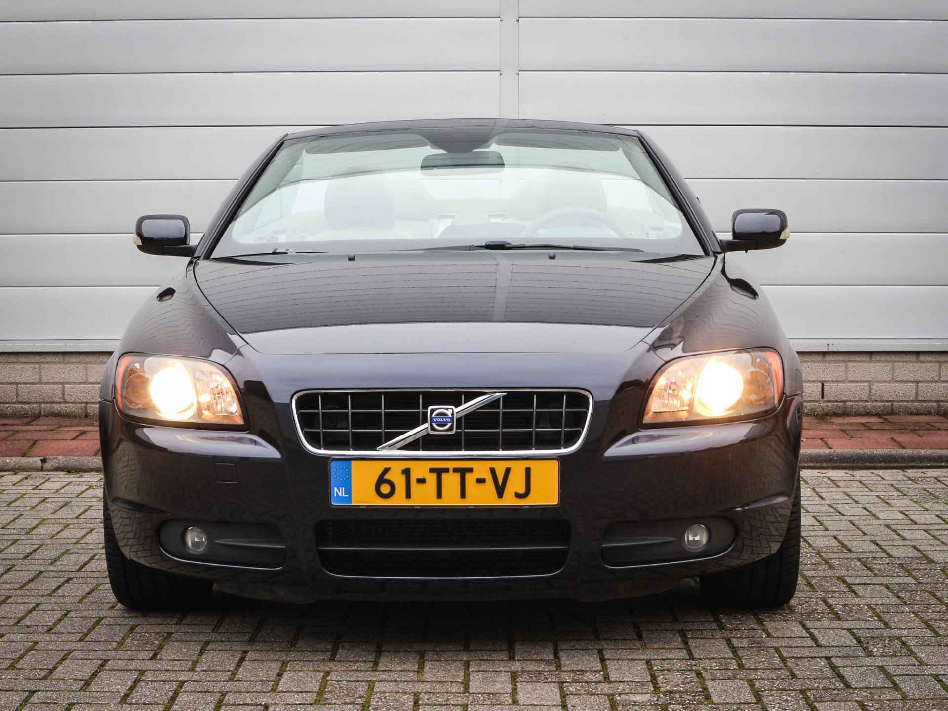 Volvo C70 Convertible 2.4 Momentum | Clima | Cruise | Navi | Pdc | 17 Inch | Youngtimer | In unieke staat |  Nederlandse auto | - 22/51