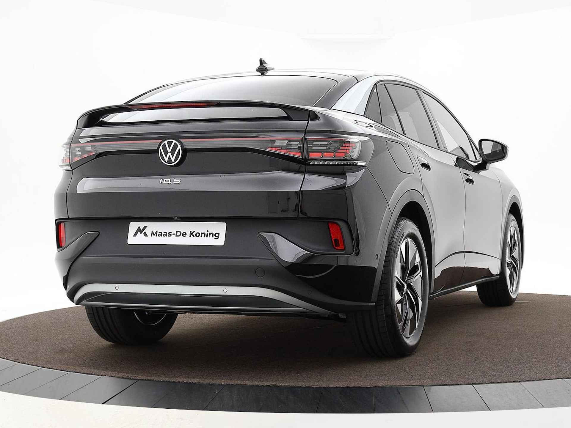 Volkswagen ID.5 Pro Business 77 kWh accu, 210 kW / 286 pk SUV Elek · Incl. Voorraadkorting - 3/35