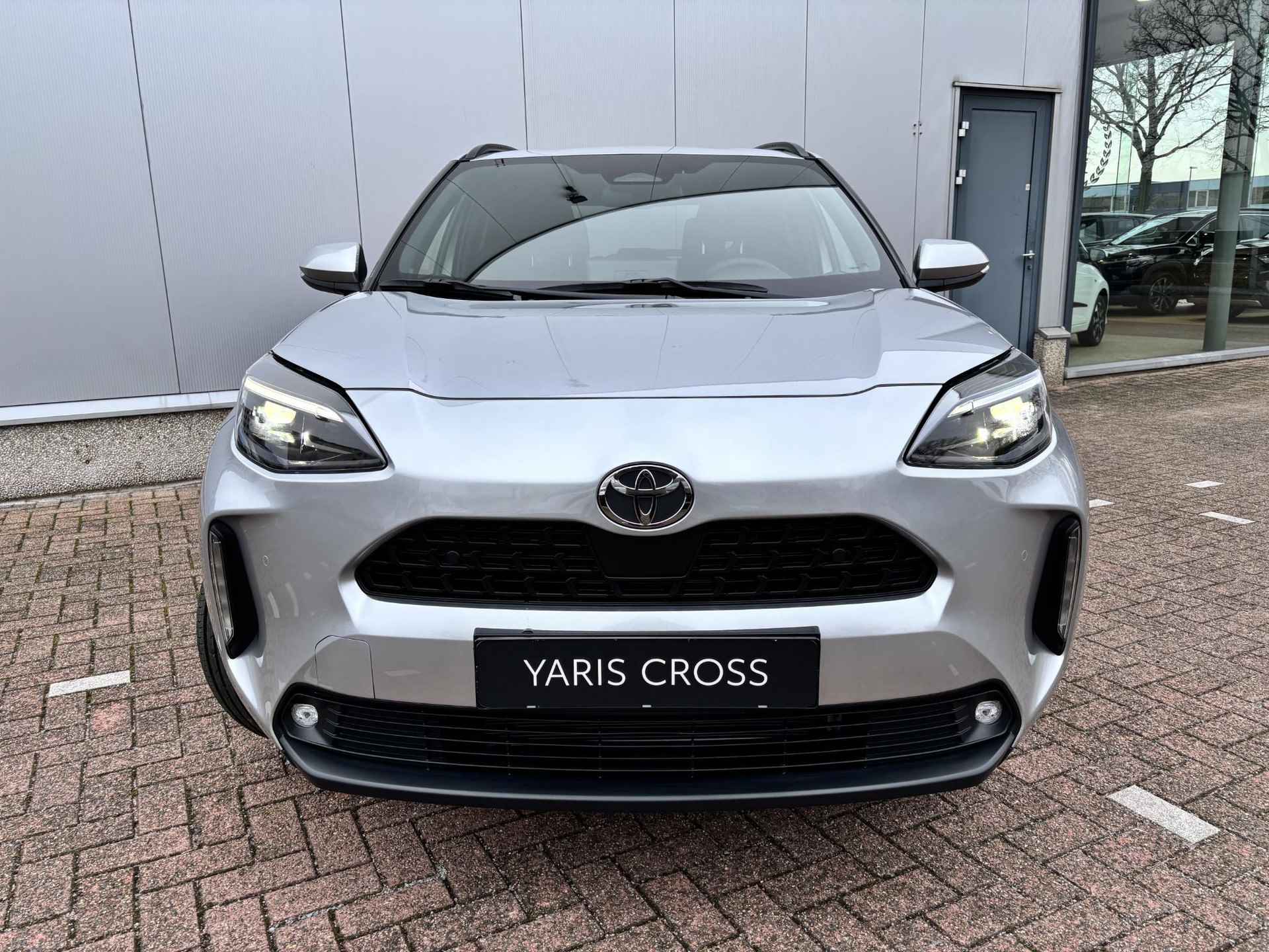 Toyota Yaris Cross 1.5 Hybrid 115 First Edition Automaat BSM,Parkeersensoren ,Apple Carplay Android Auto,Stoelverwarming,Stuurverwarming - 12/52