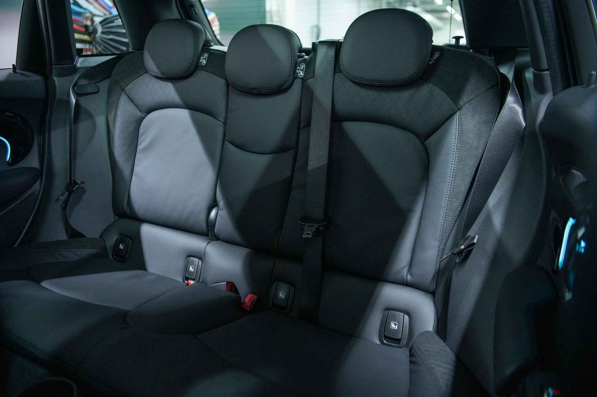 MINI 5-deurs Cooper S Rockingham GT Edition | Premium Plus Pakket - 14/22