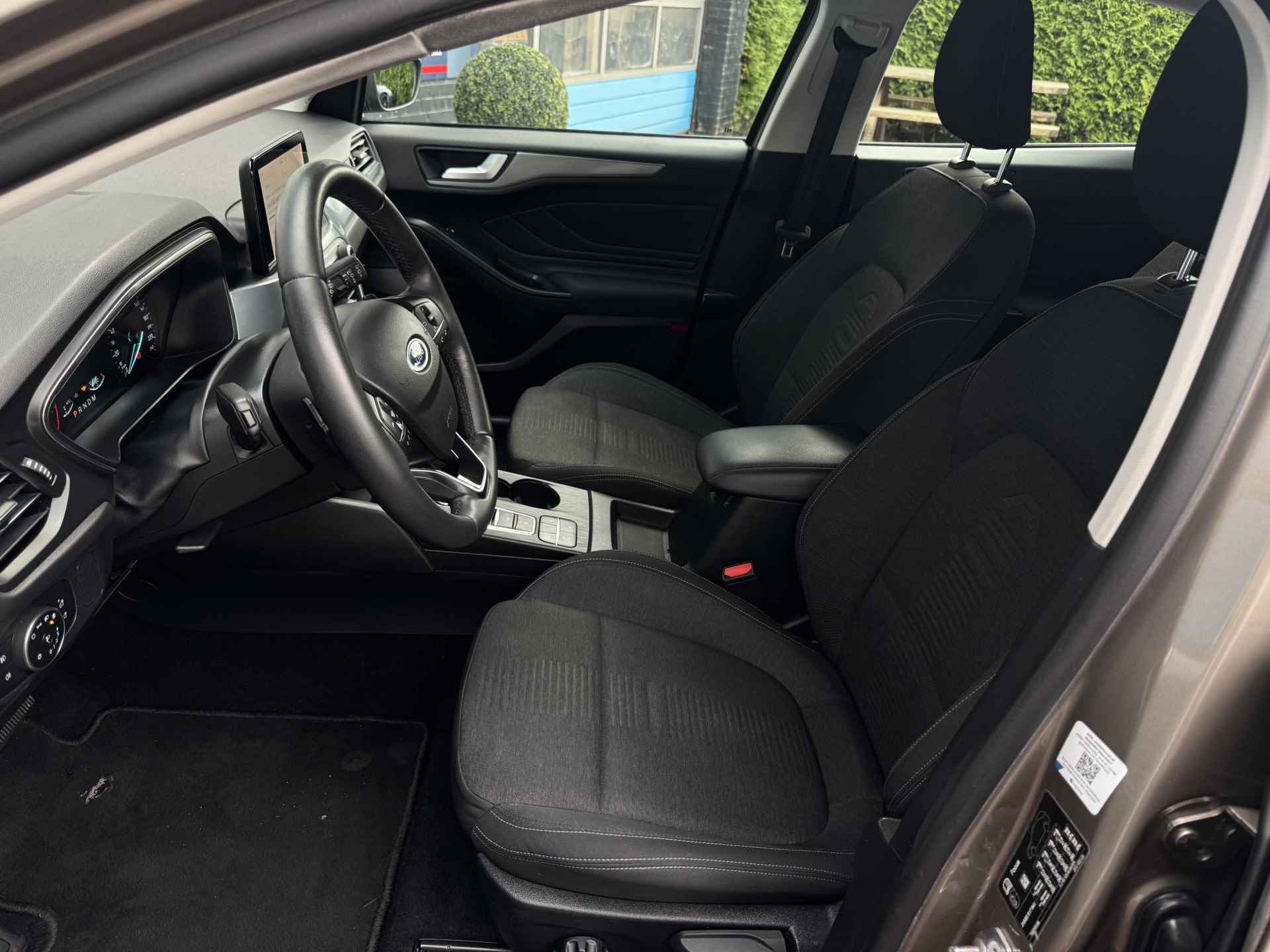 Ford Focus 1.5 EcoBoost Active Business Prijs Inclusief Onderhoud & 12 Maand BOVAG Garantie | Active | Navigatie | Climate Control | Achteruitrijcamera | - 37/58