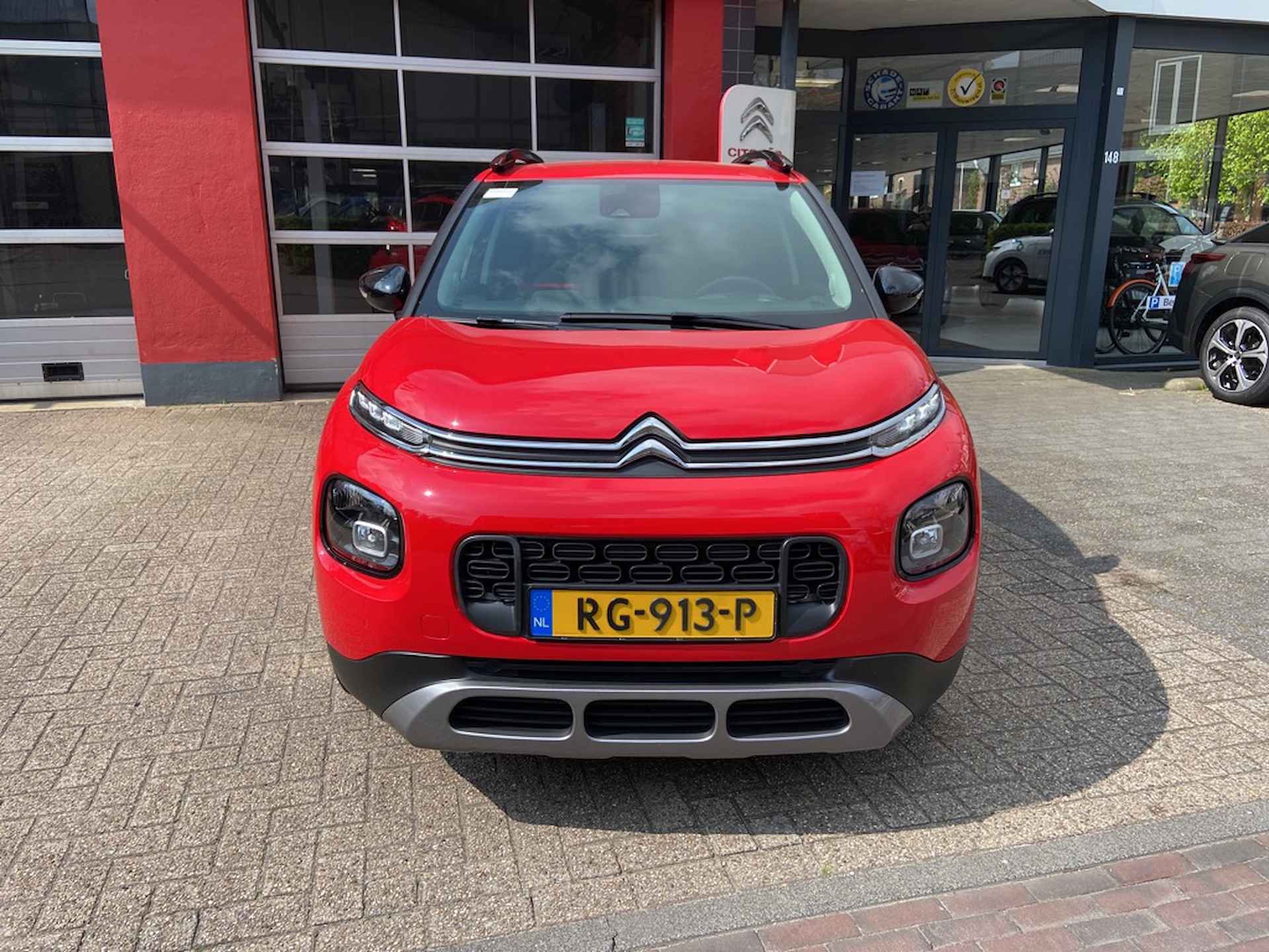 Citroën C3 Aircross All-in prijs 1.2 PureTech S&S Shine Navigatie/Parkeersens/LM Velgen - 8/22