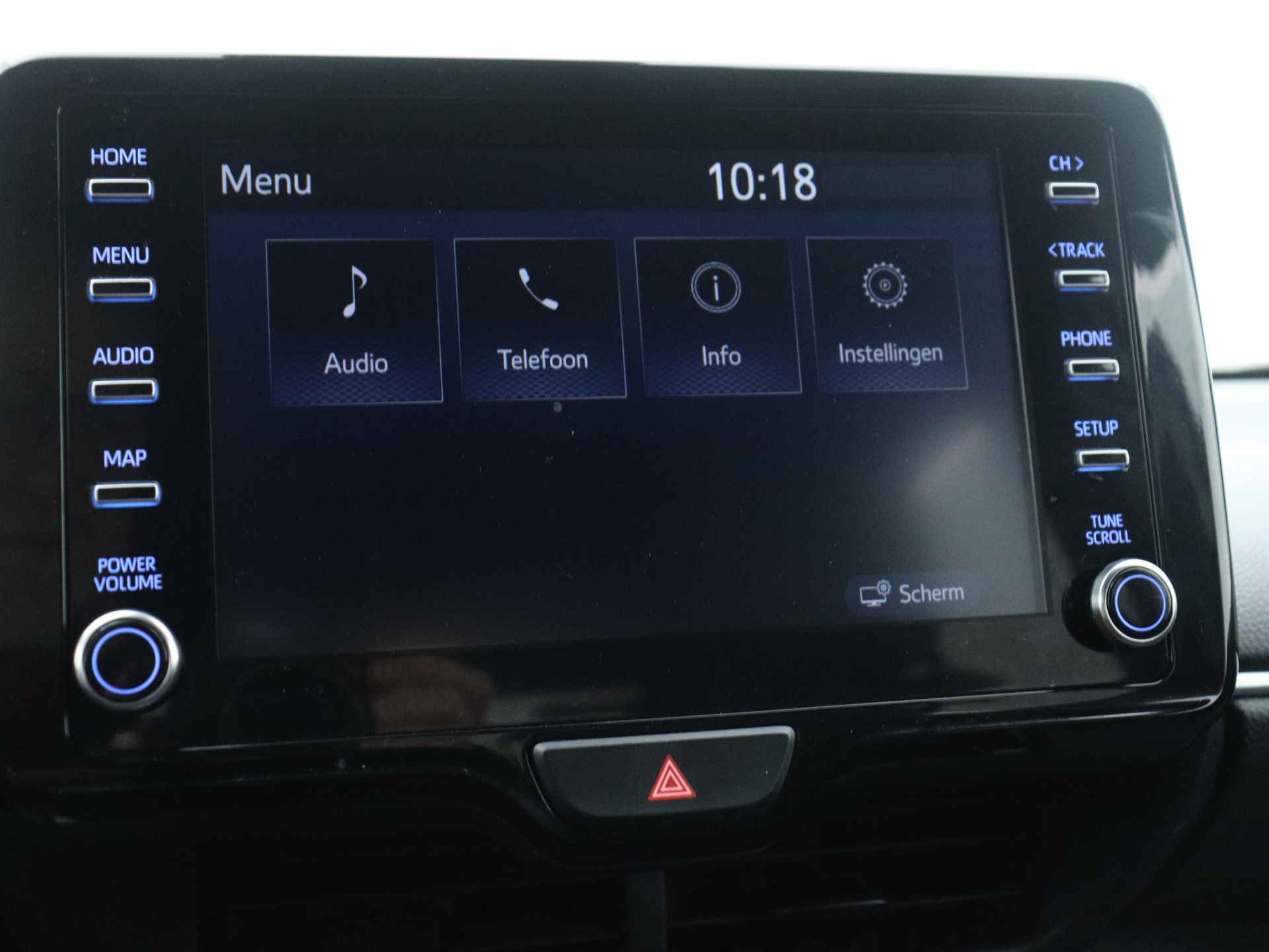 Toyota Yaris Cross 1.5 Hybrid Dynamic Limited | Adaptive Cruise control | Apple carplay | - 10/43