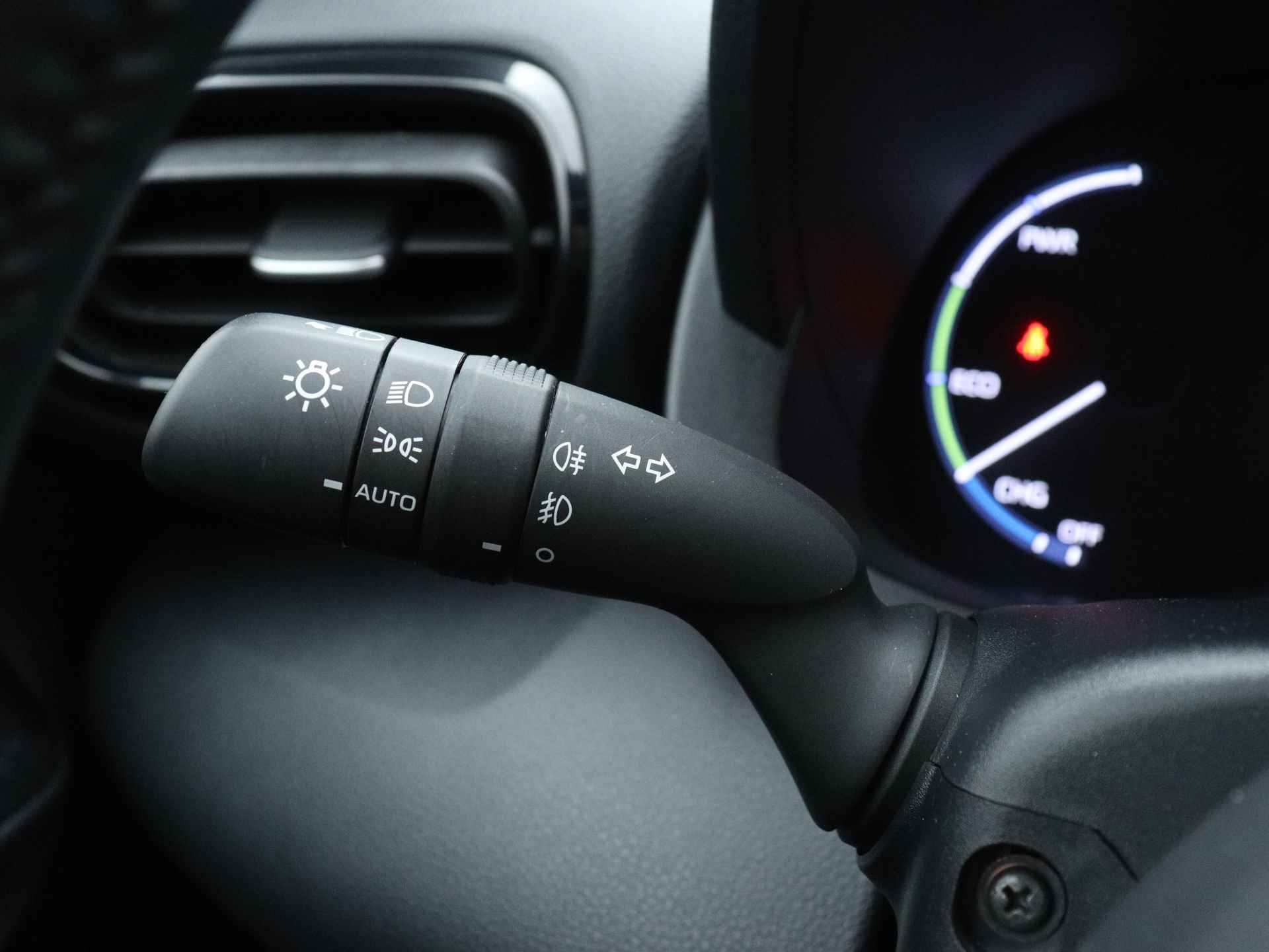 Toyota Yaris Cross 1.5 Hybrid Dynamic Limited | Adaptive Cruise control | Apple carplay | - 24/43