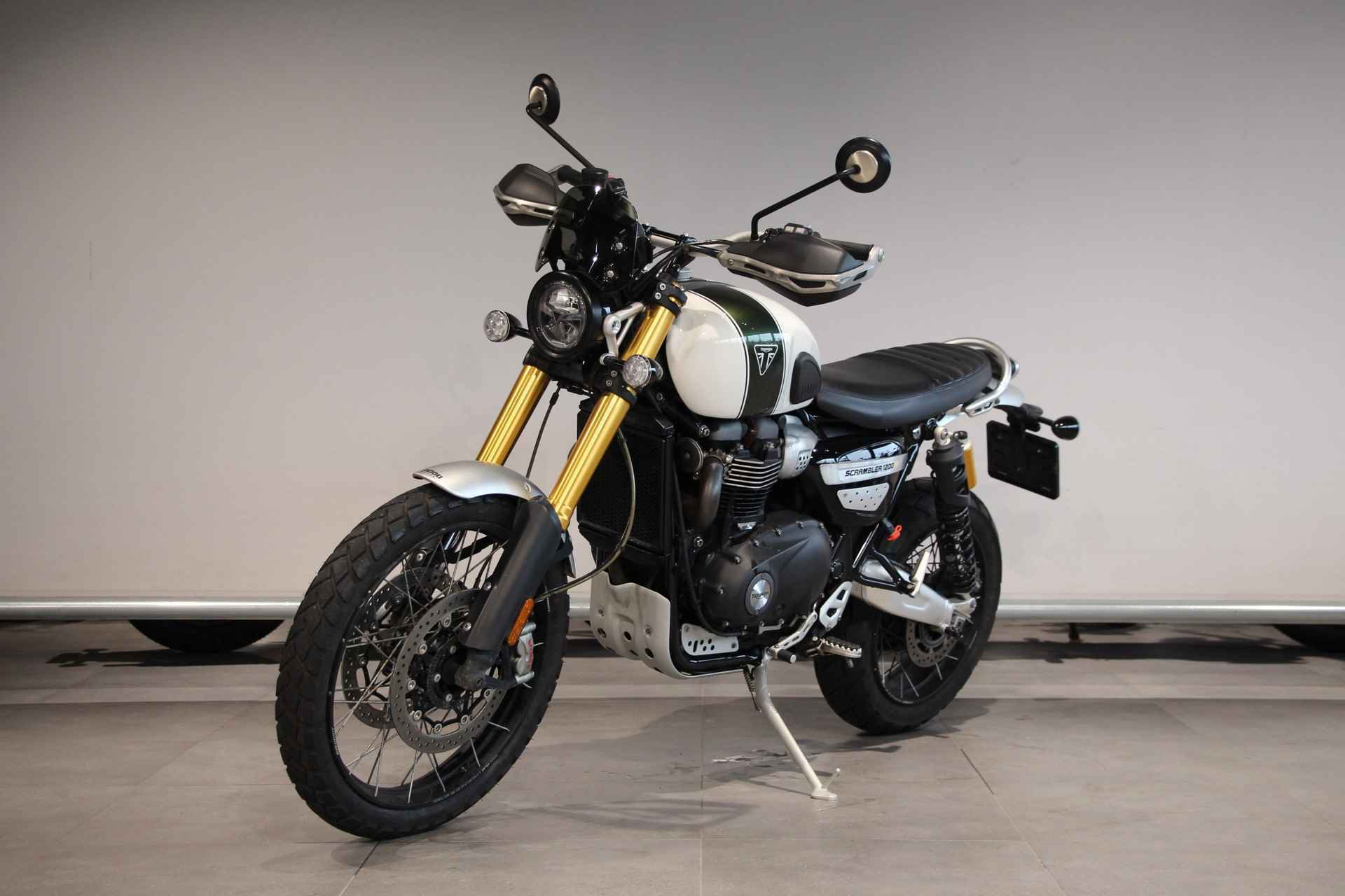 Triumph SCRAMBLER - 4/16