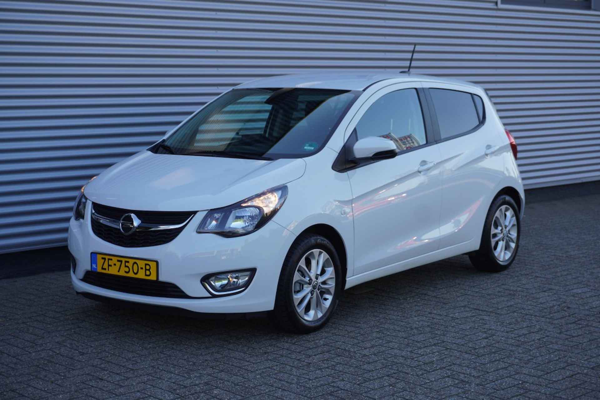 OPEL Karl 1.0 Innovation / Parkeersensoren / Winterpakket / Navi / DAB+ - 2/29