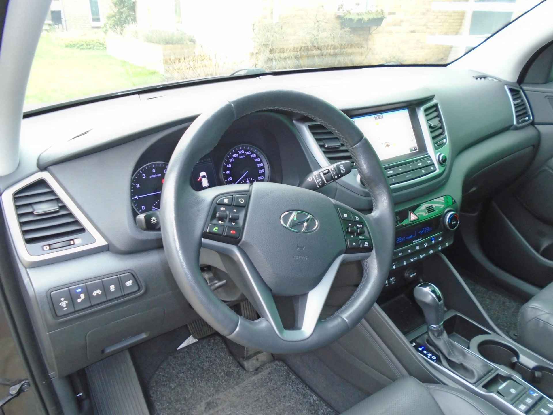 Hyundai Tucson 1.6 T-GDi Premium 4WD - 14/25