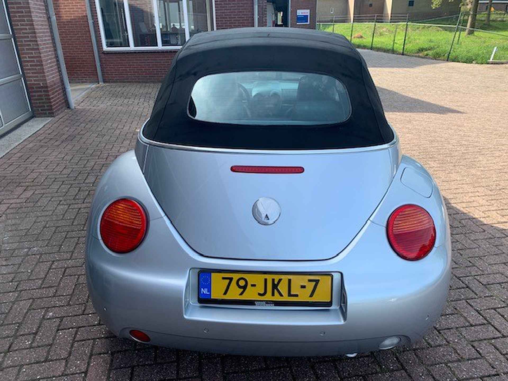 Volkswagen New Beetle Cabriolet APK Augustus 2025 - 9/20